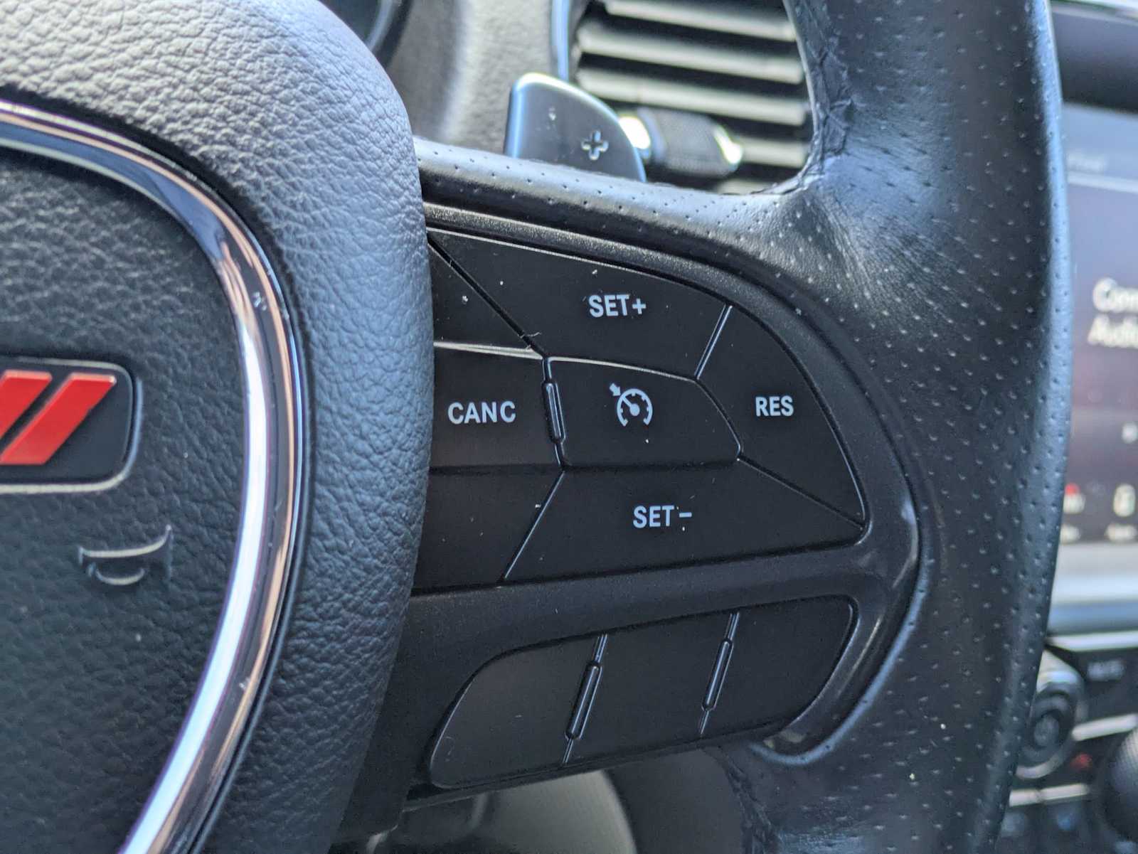 Thumbnail: 2019 Dodge Durango - 25