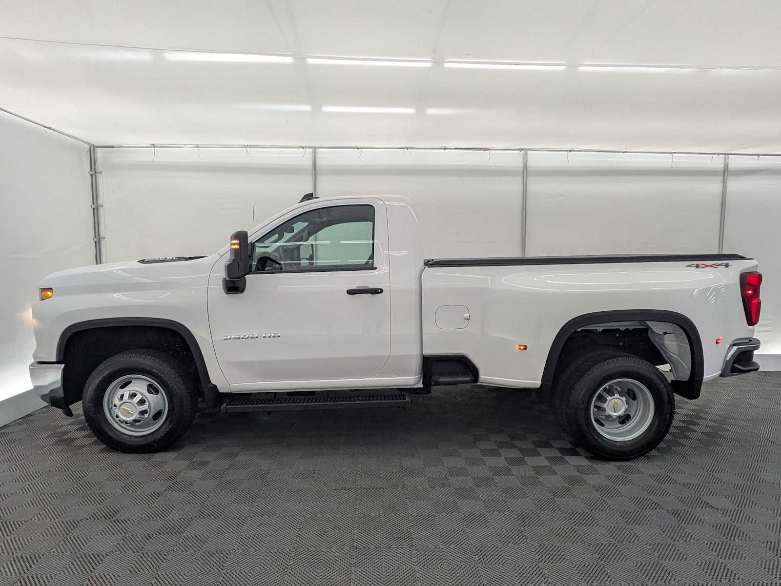Thumbnail: 2026 Chevrolet Silverado 3500 - 3