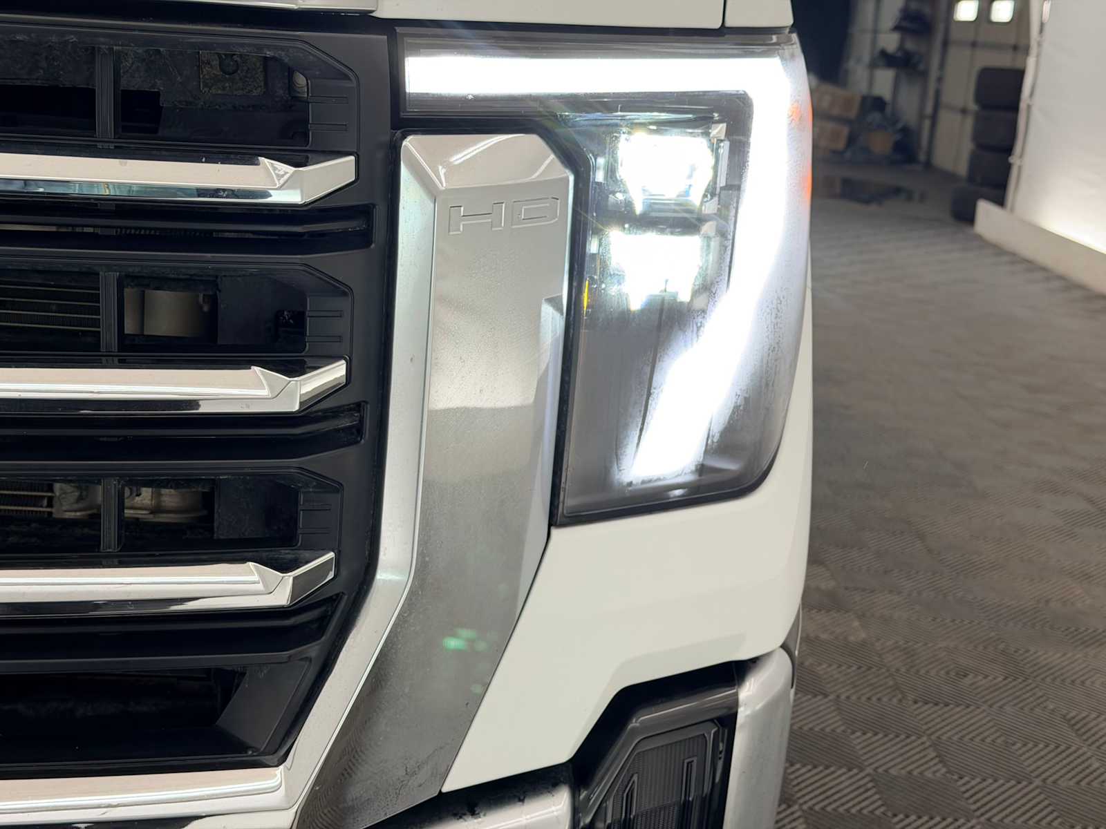 Thumbnail: 2025 GMC Sierra 3500 - 10