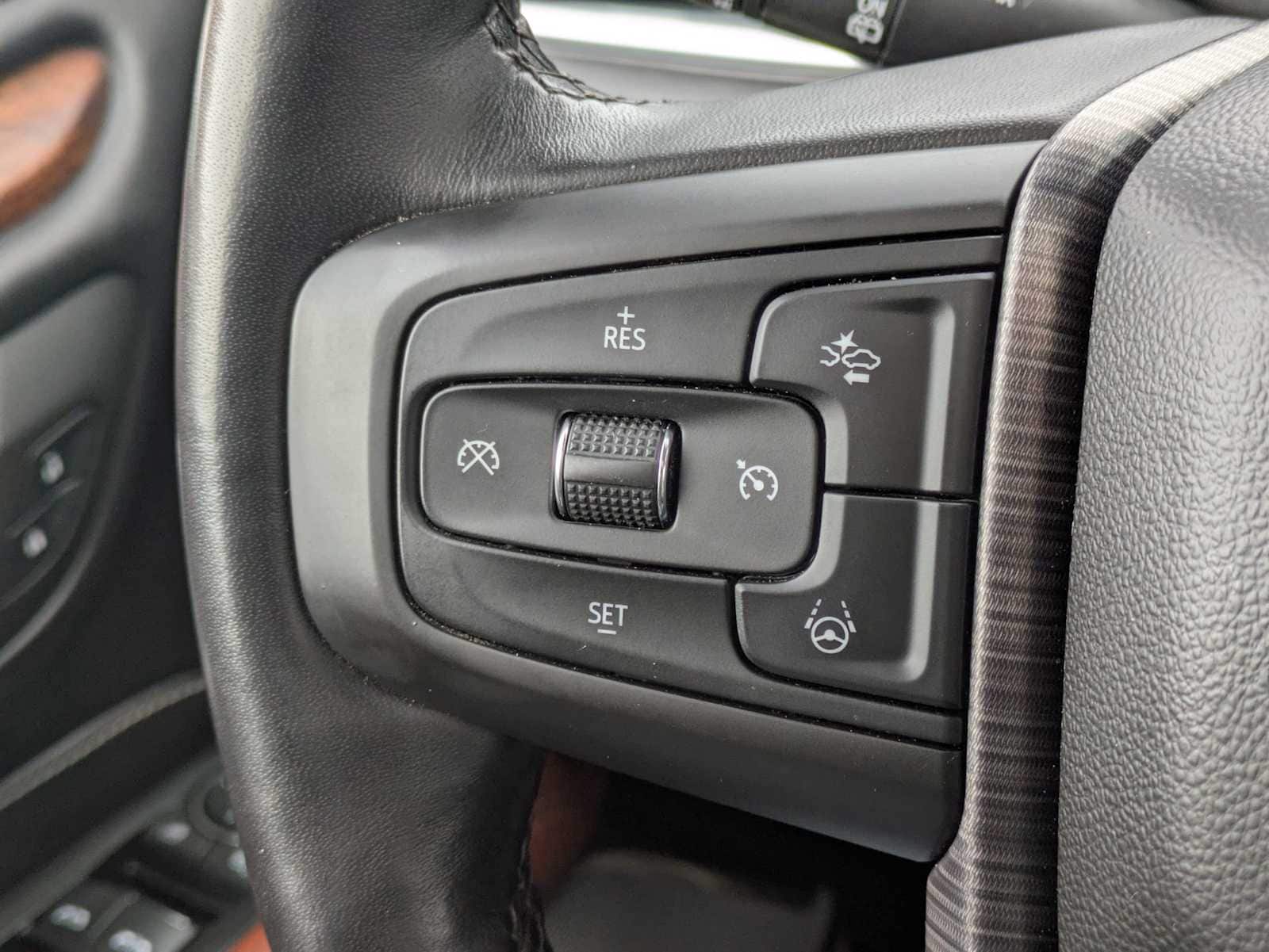 Thumbnail: 2023 GMC Yukon - 27