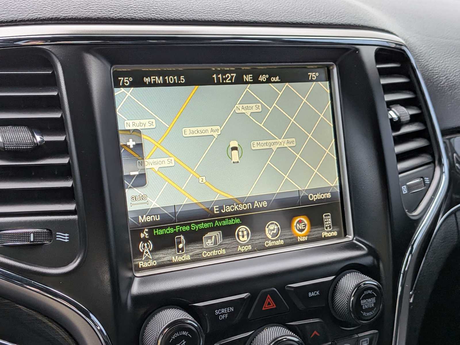 Thumbnail: 2017 Jeep Grand Cherokee - 31