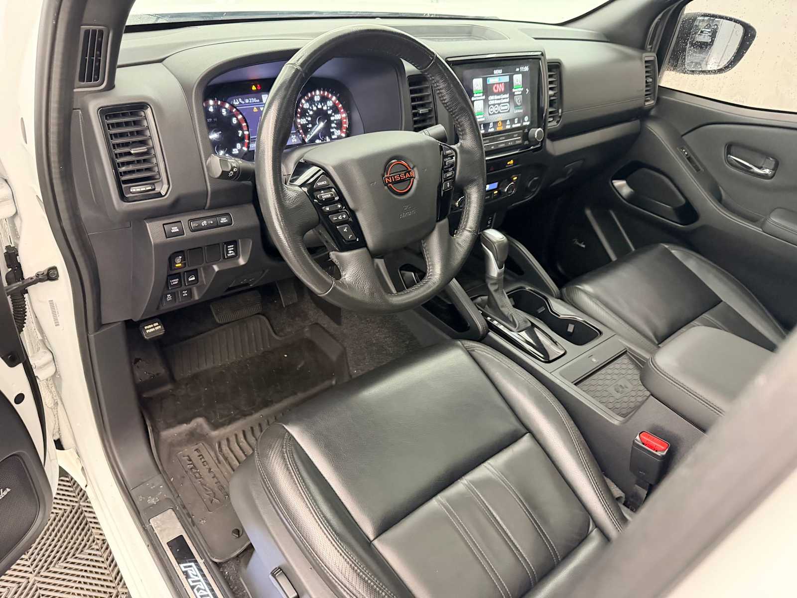 Thumbnail: 2022 Nissan Frontier - 2