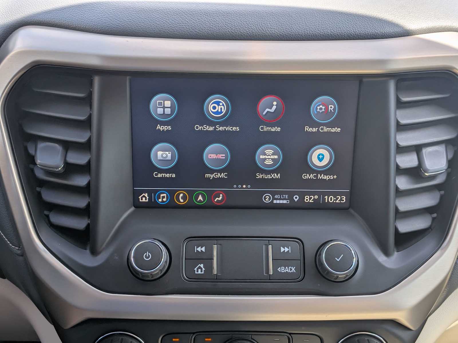 Thumbnail: 2021 GMC Acadia - 29