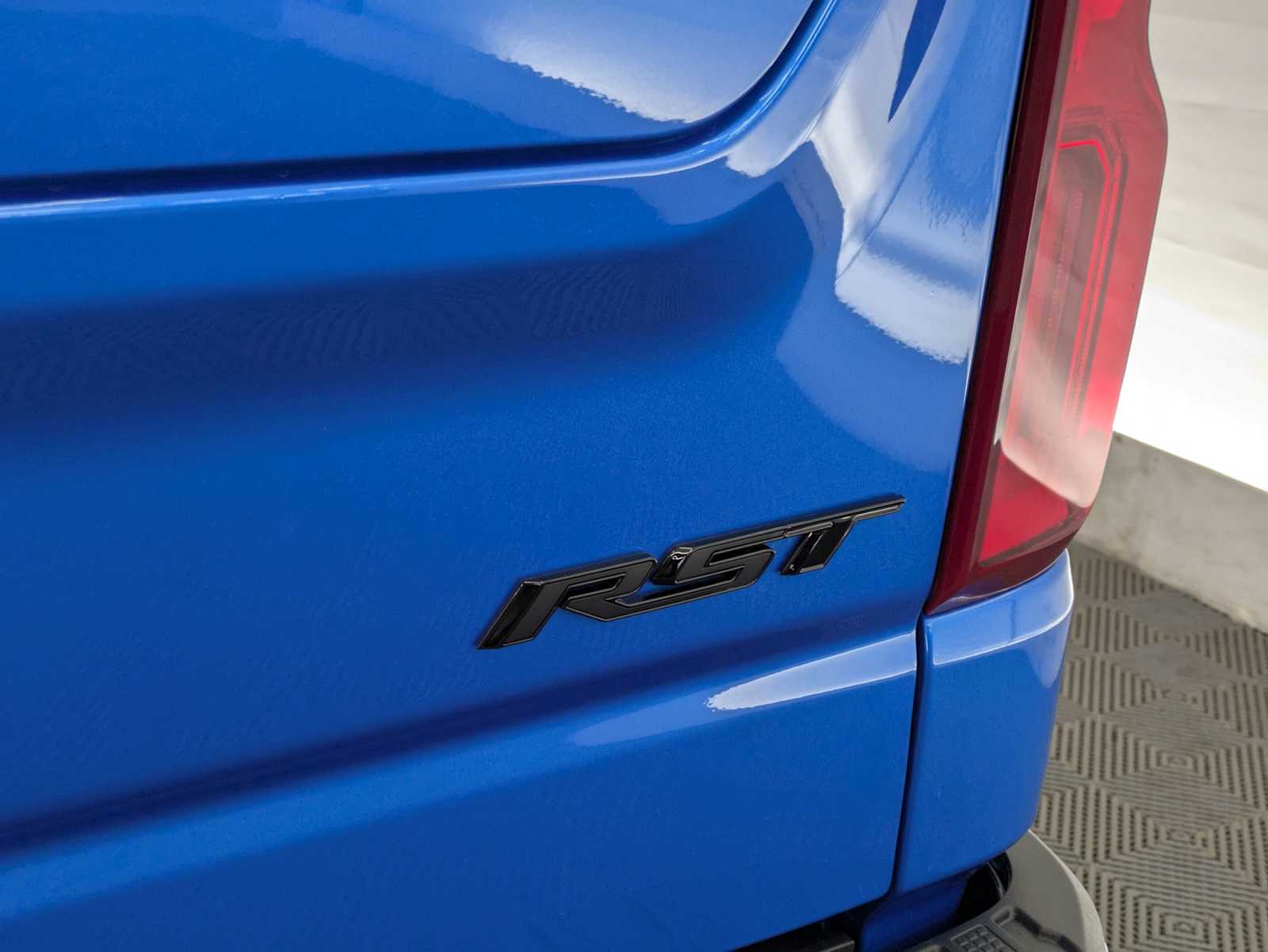 Thumbnail: 2025 Chevrolet Silverado 1500 - 15