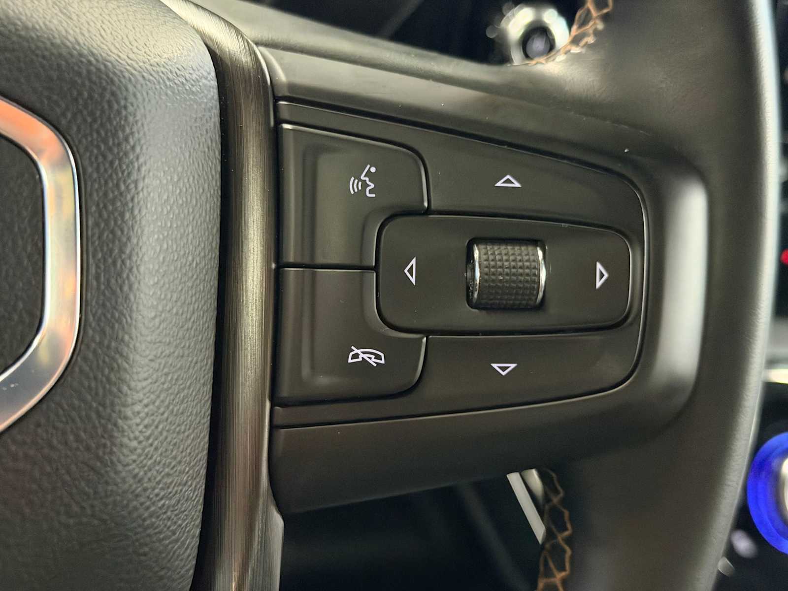 Thumbnail: 2024 GMC Sierra 3500 - 24