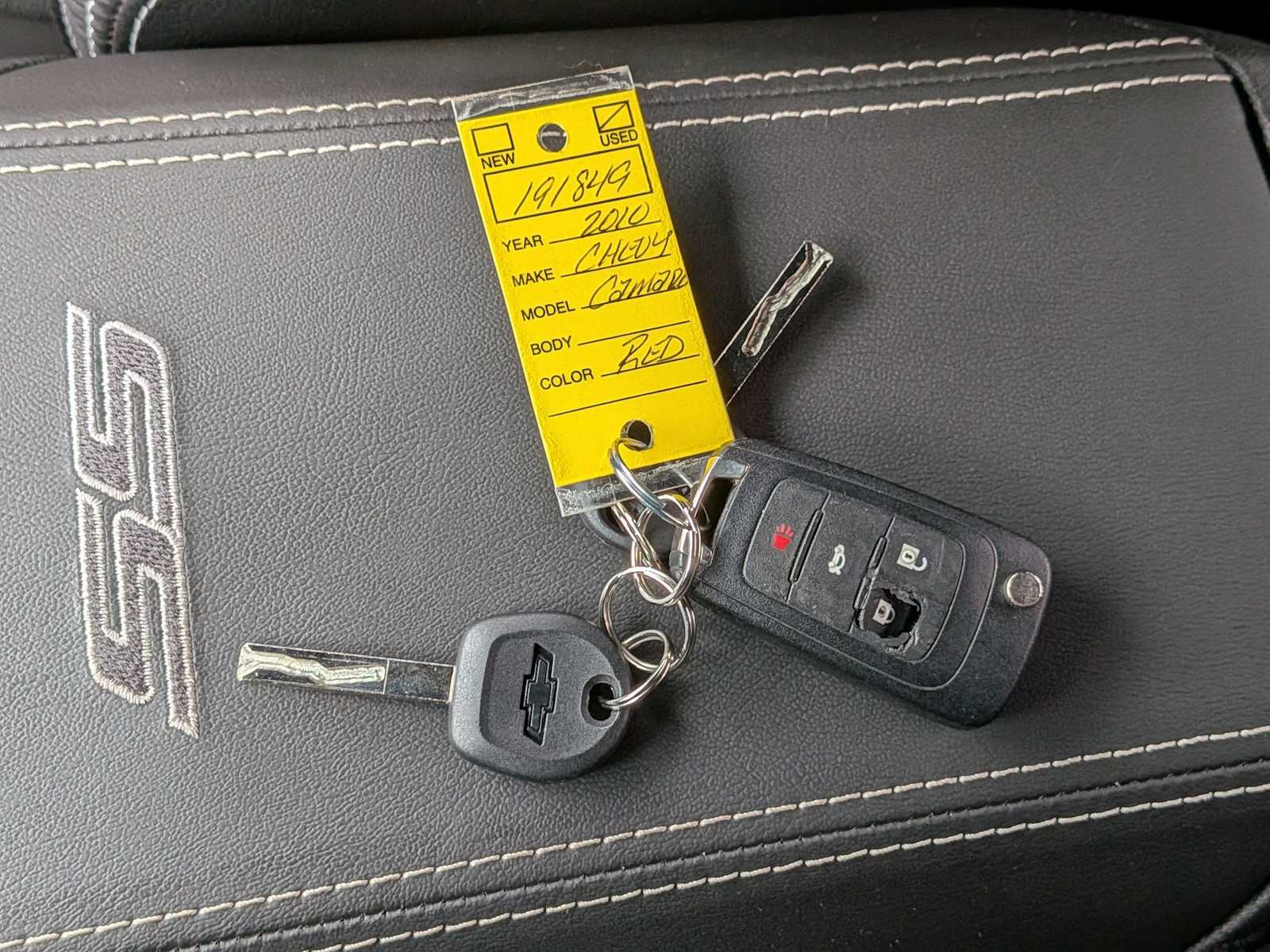 Thumbnail: 2010 Chevrolet Camaro - 30