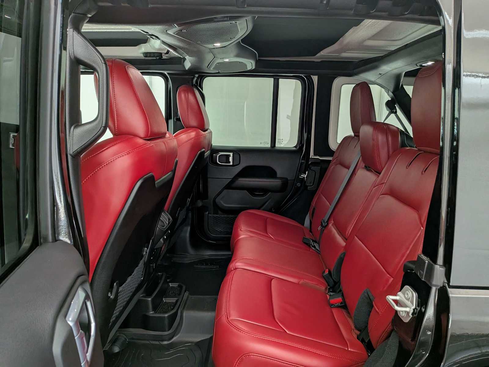 Thumbnail: 2024 Jeep Wrangler - 21