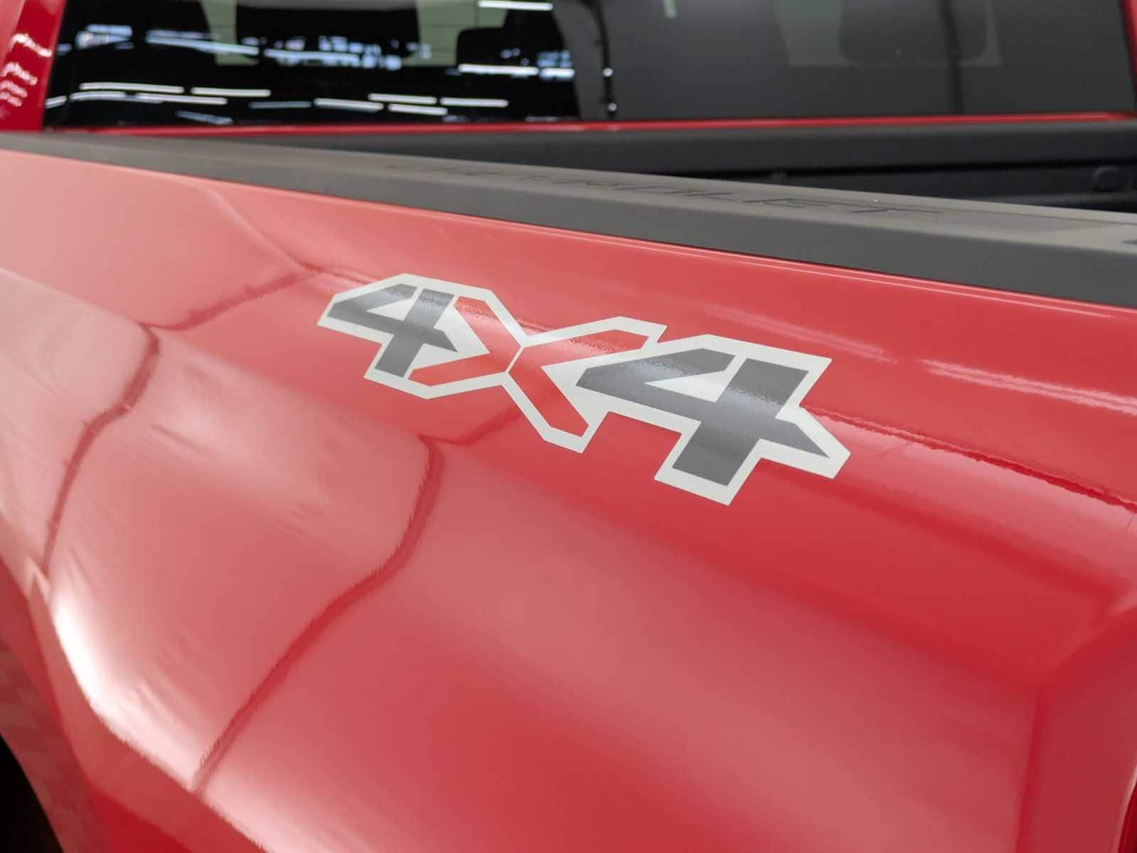 Thumbnail: 2024 Chevrolet Silverado 1500 - 14