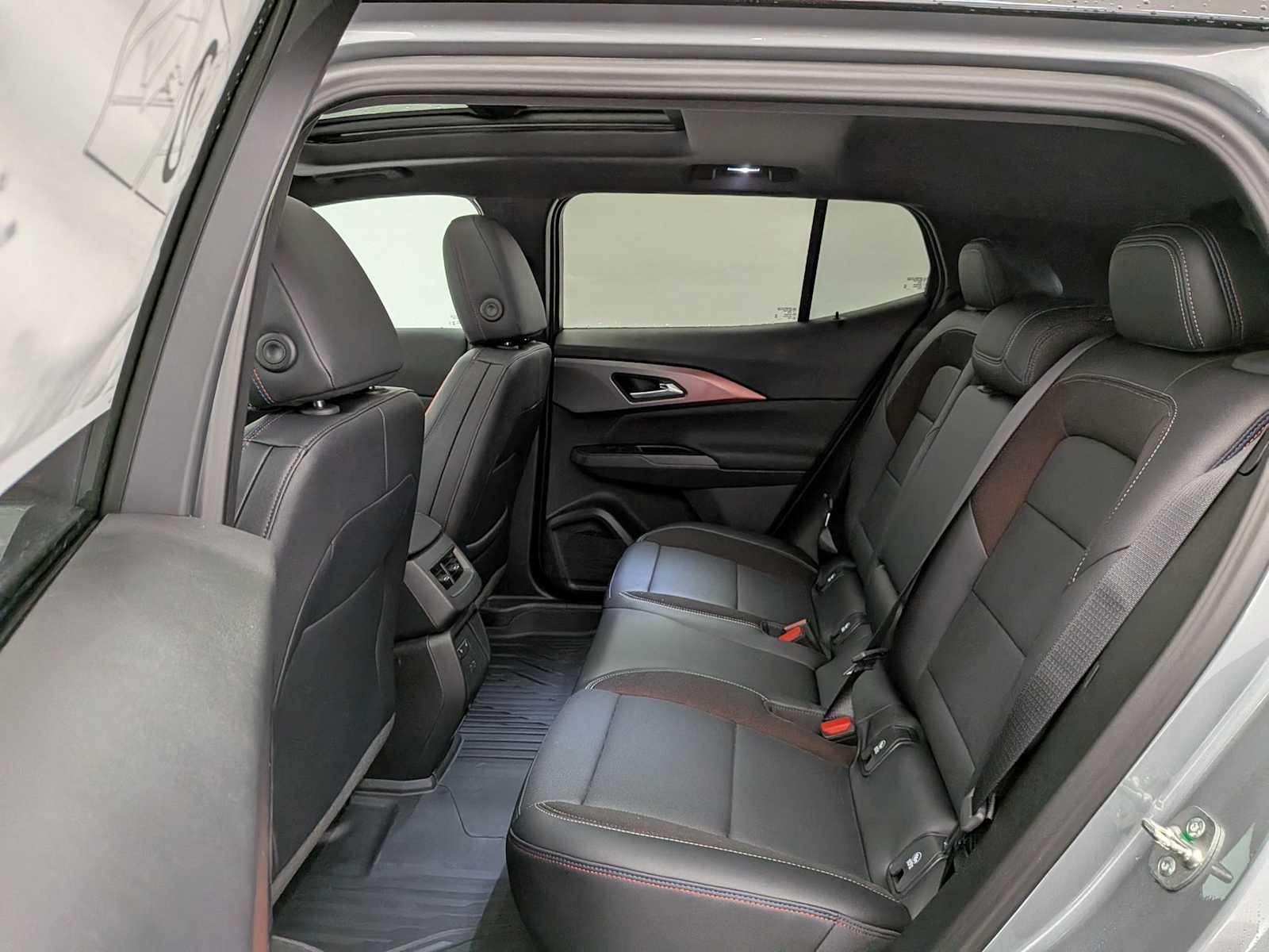 Thumbnail: 2026 Chevrolet Equinox - 21