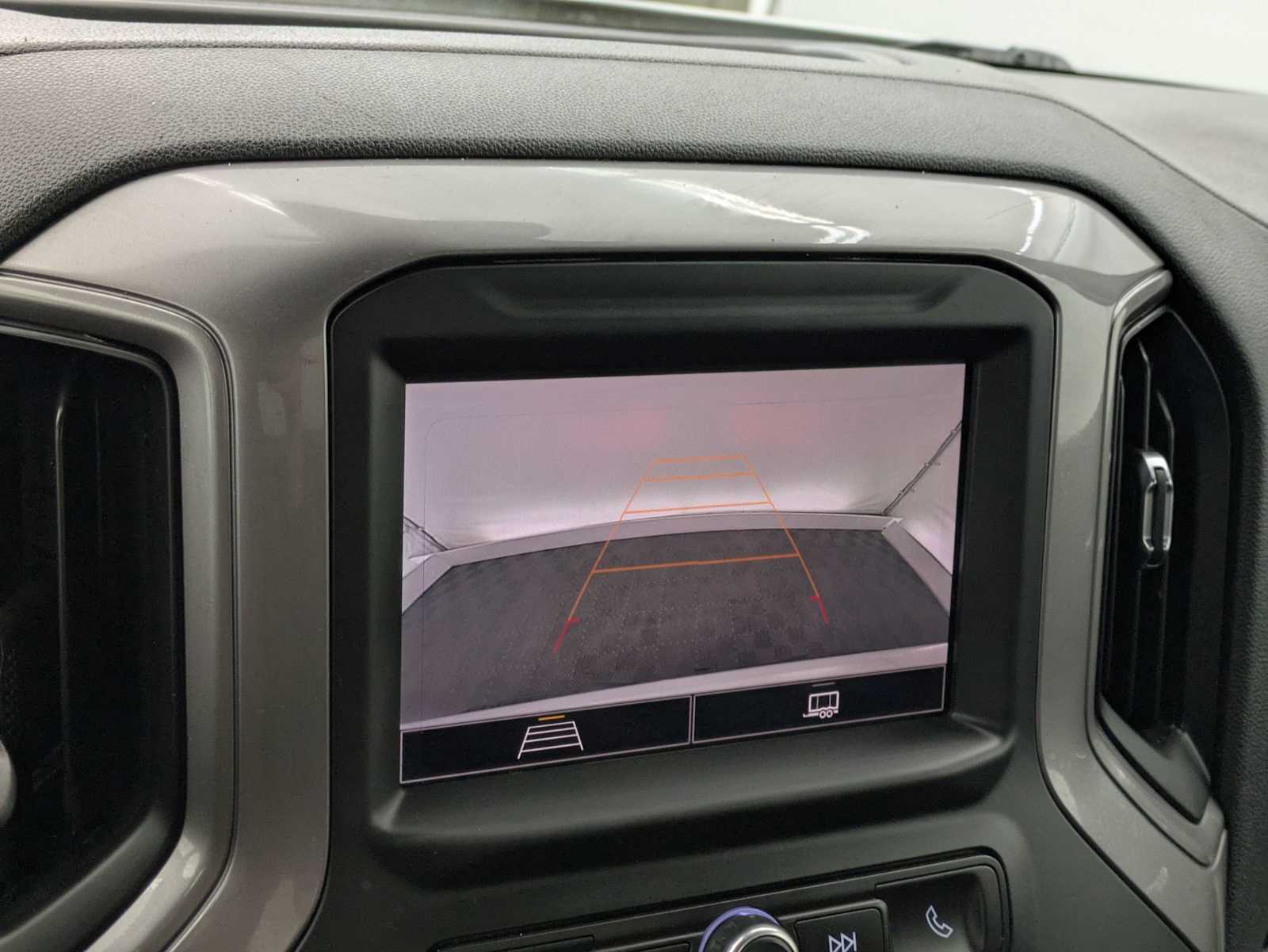 Thumbnail: 2023 Chevrolet Silverado 1500 - 22