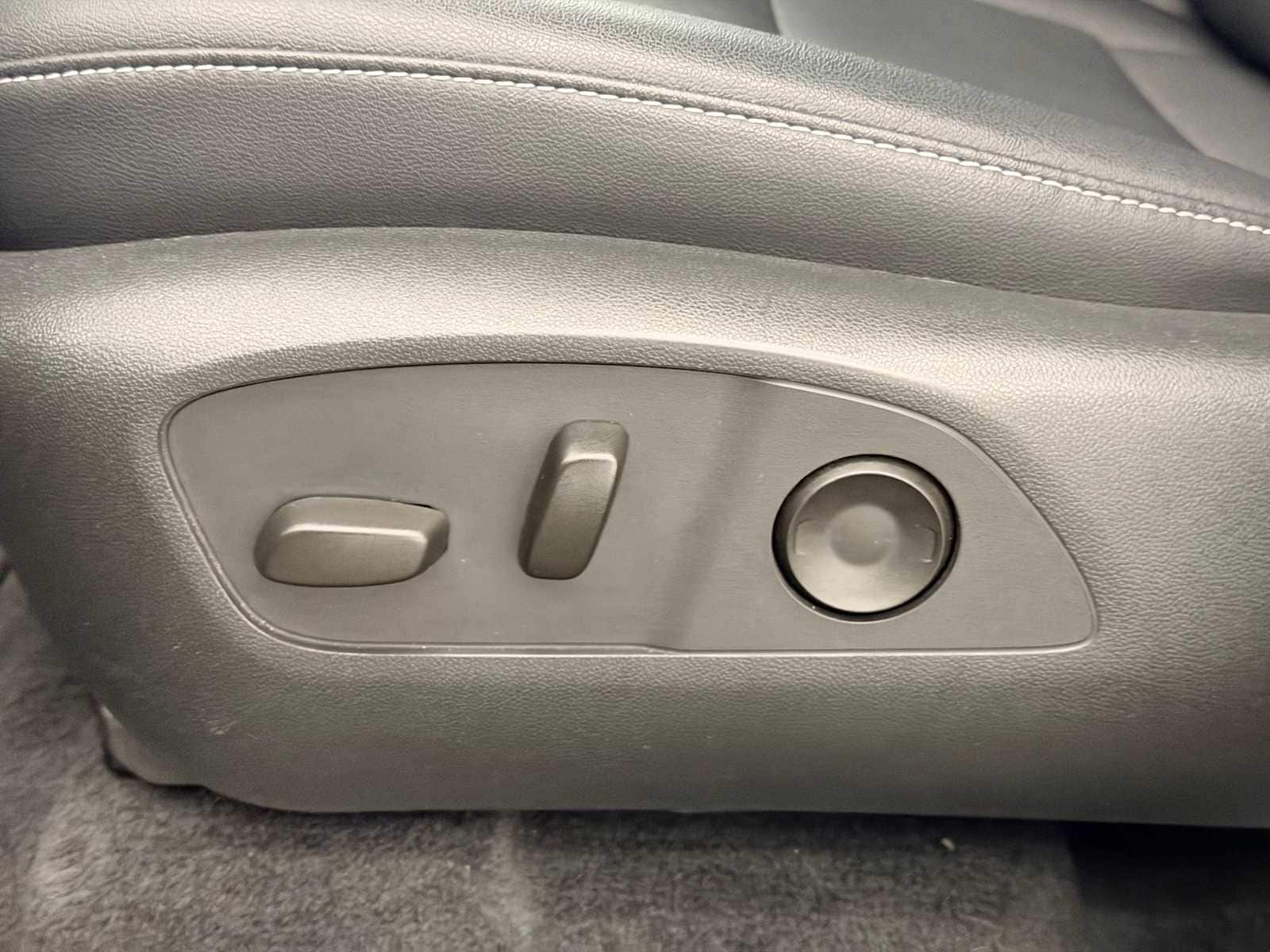 Thumbnail: 2025 Chevrolet Traverse - 17