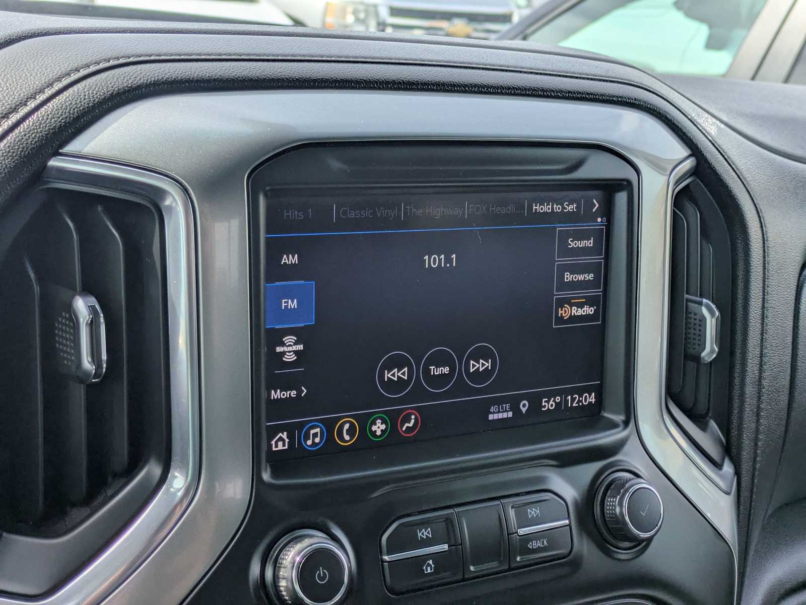 Thumbnail: 2019 Chevrolet Silverado 1500 - 30