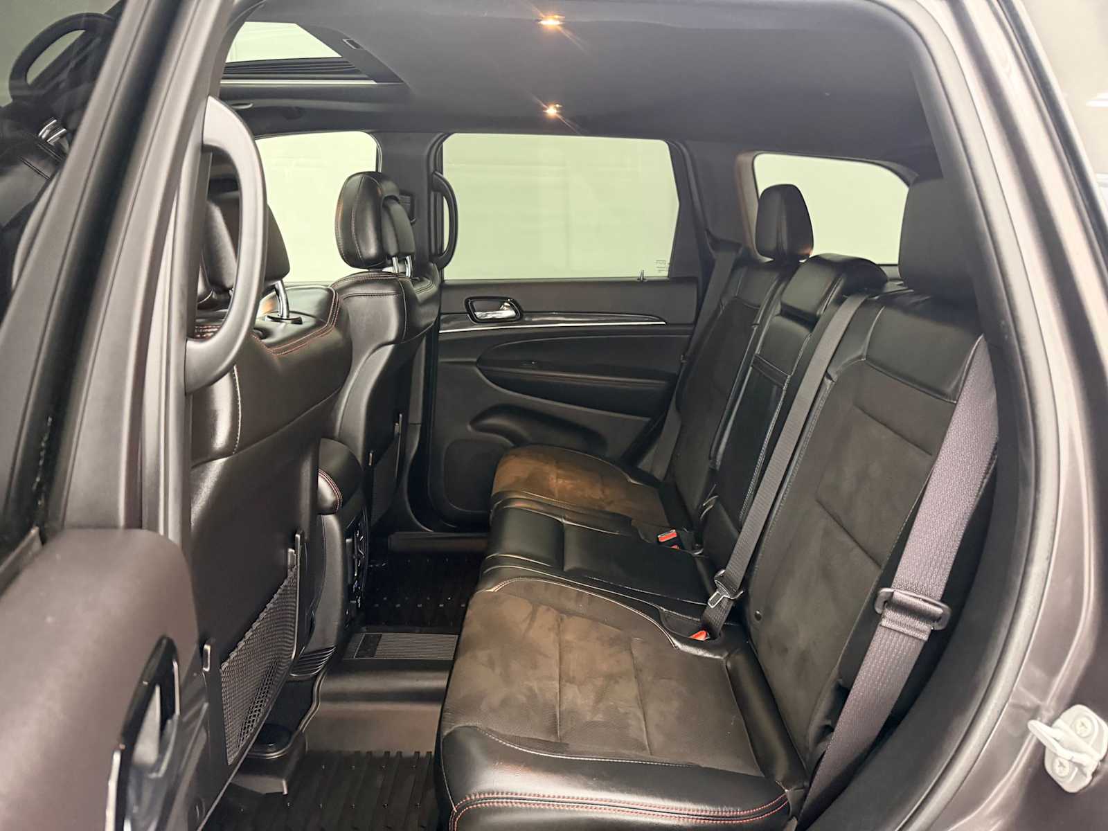 Thumbnail: 2021 Jeep Grand Cherokee - 22