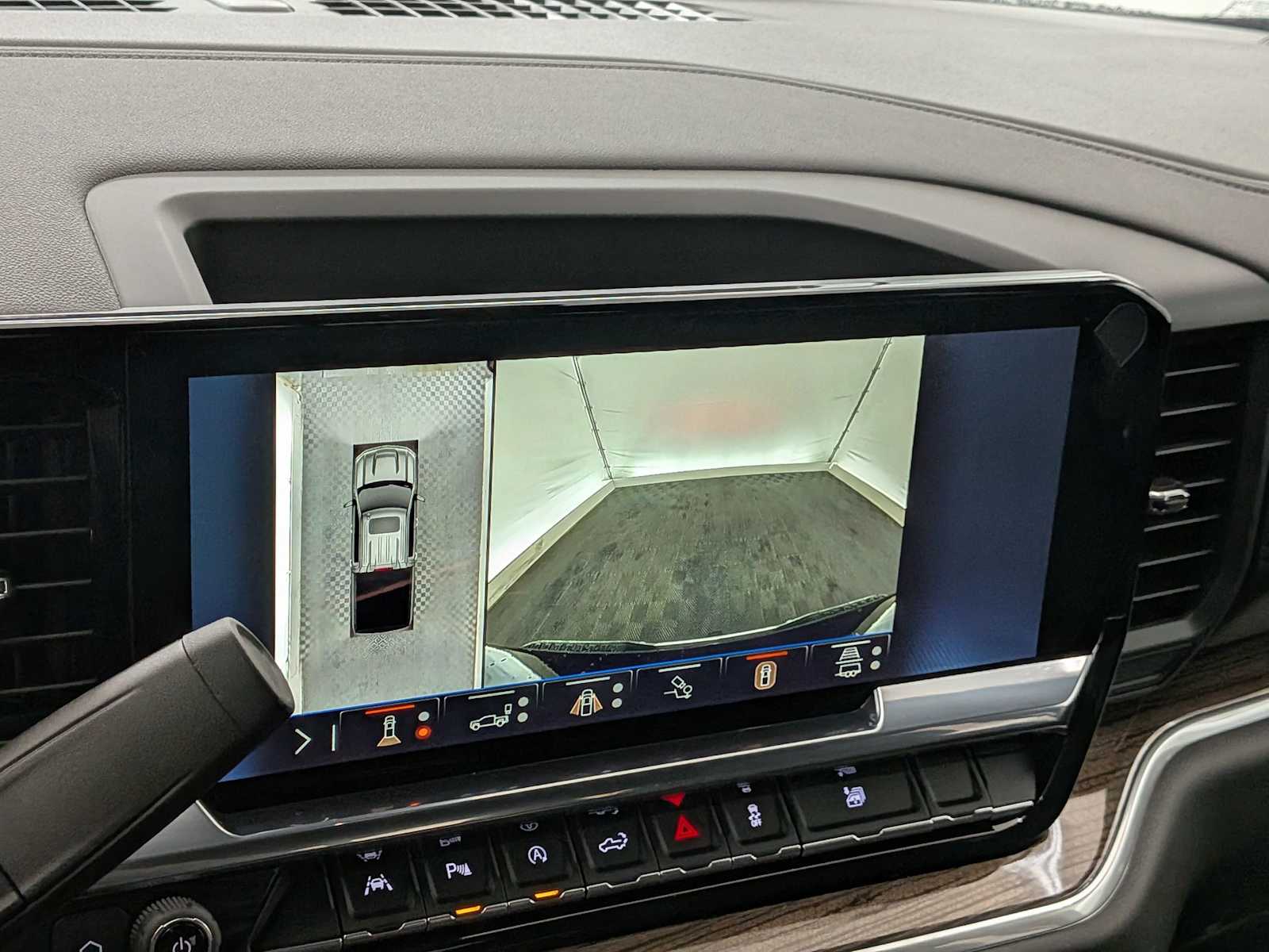 Thumbnail: 2026 Chevrolet Silverado 1500 - 31