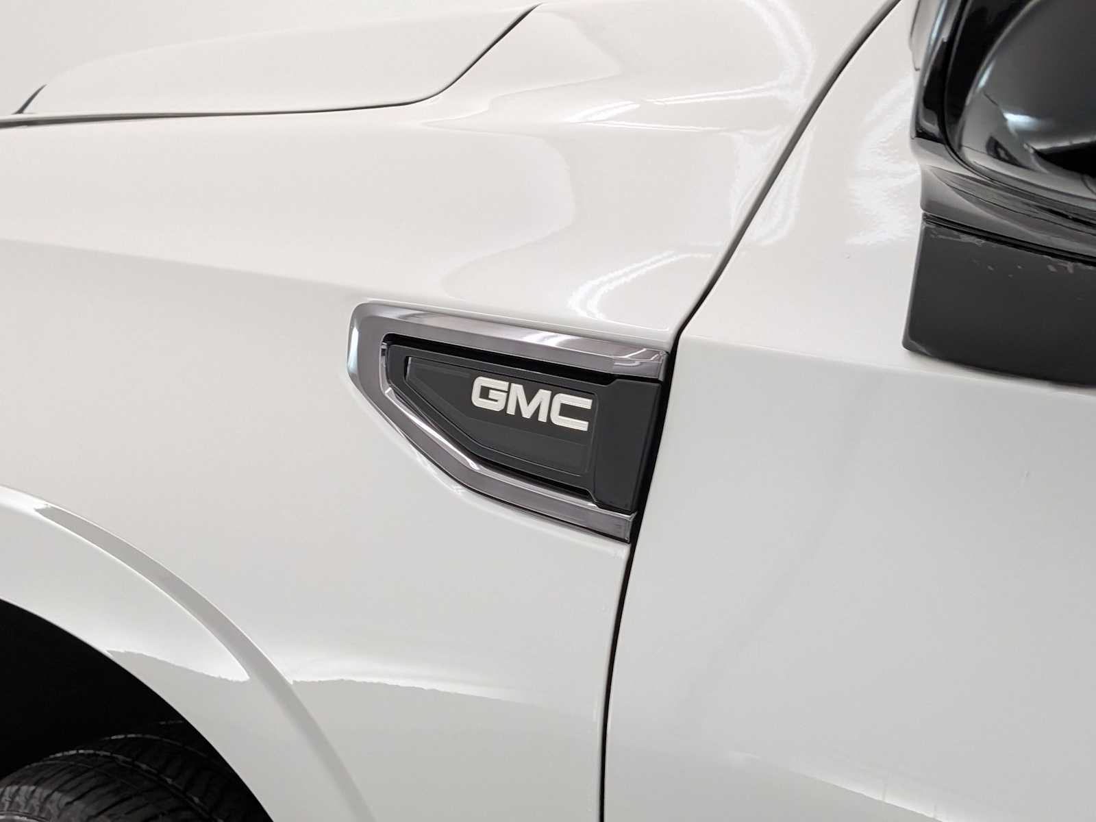 Thumbnail: 2023 GMC Yukon - 12