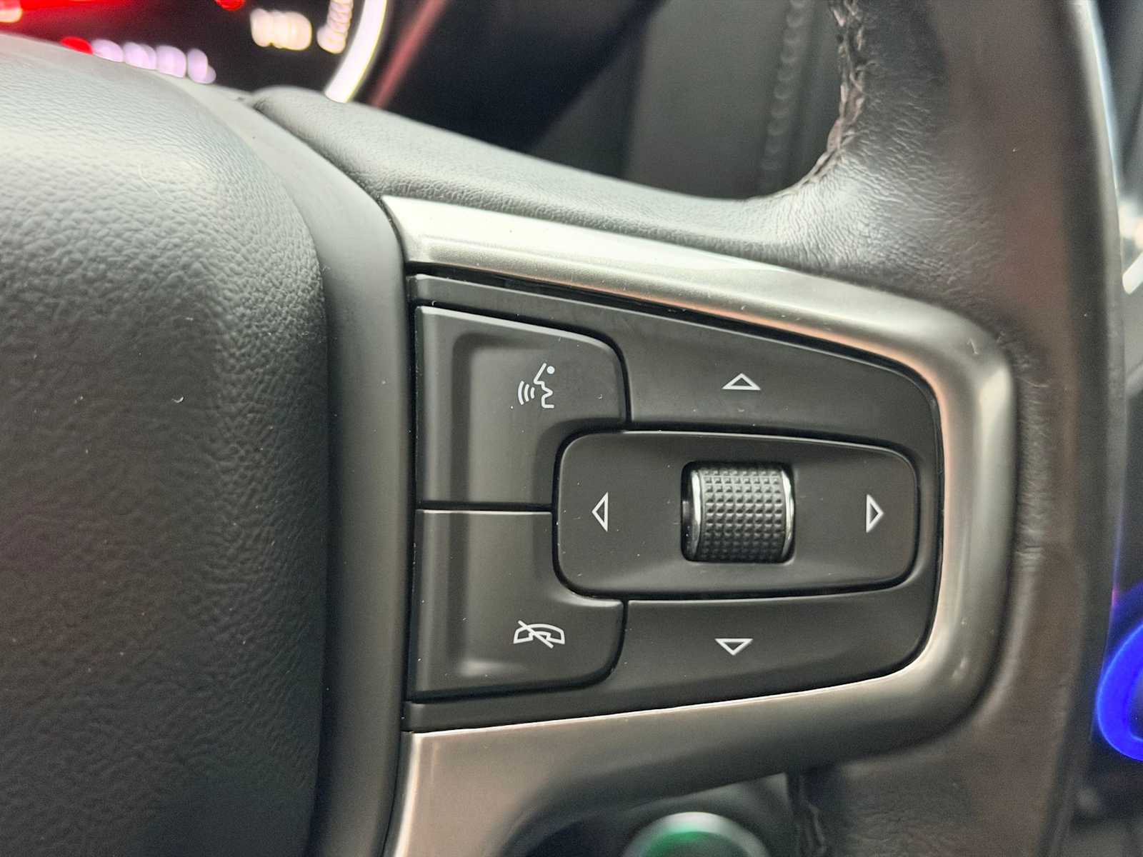 Thumbnail: 2021 Chevrolet Silverado 1500 - 26