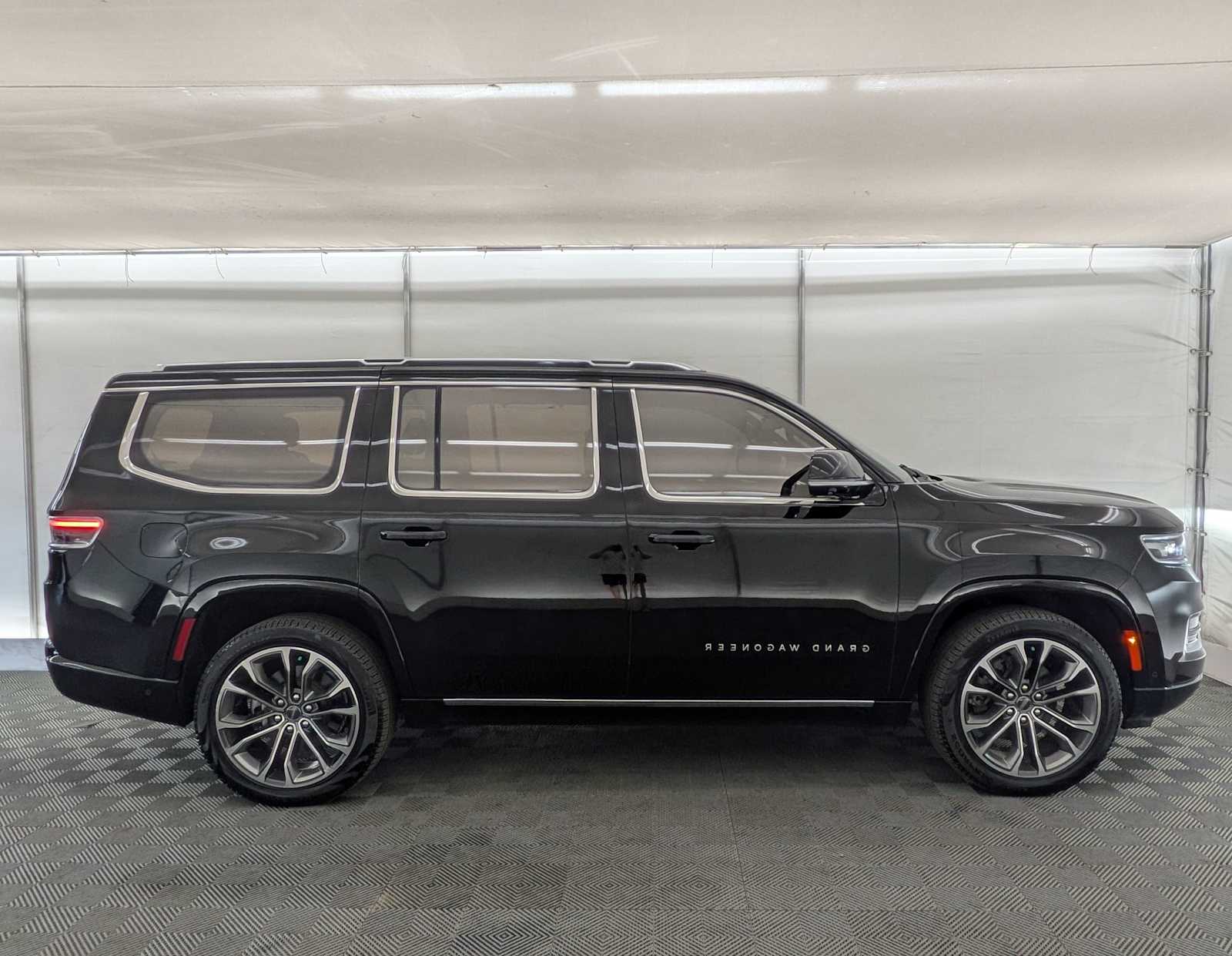 Thumbnail: 2023 Jeep Grand Wagoneer - 7