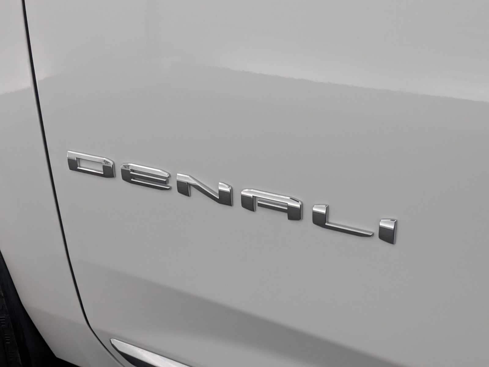 Thumbnail: 2024 GMC Yukon - 11