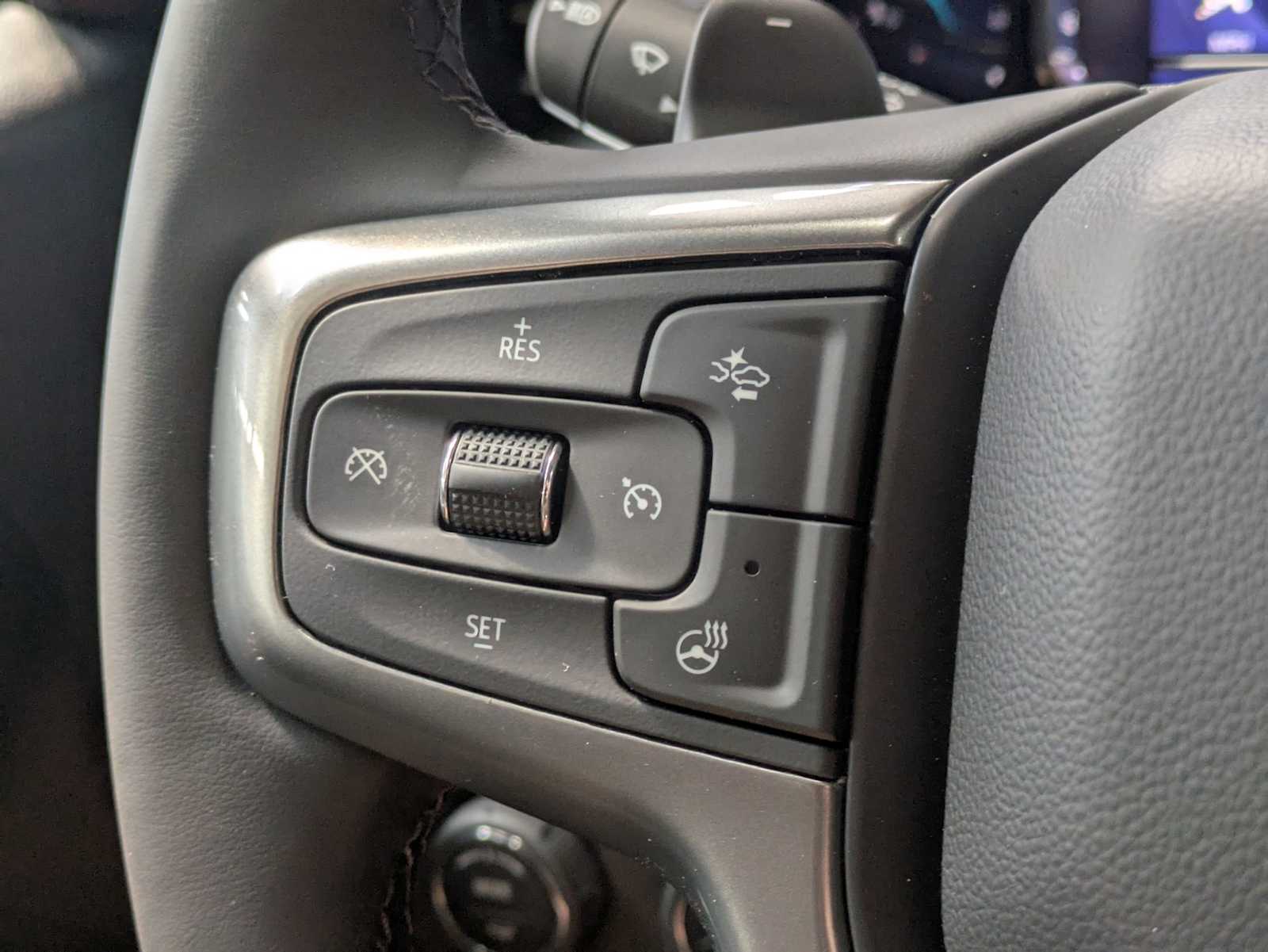 Thumbnail: 2025 Chevrolet Silverado 1500 - 27