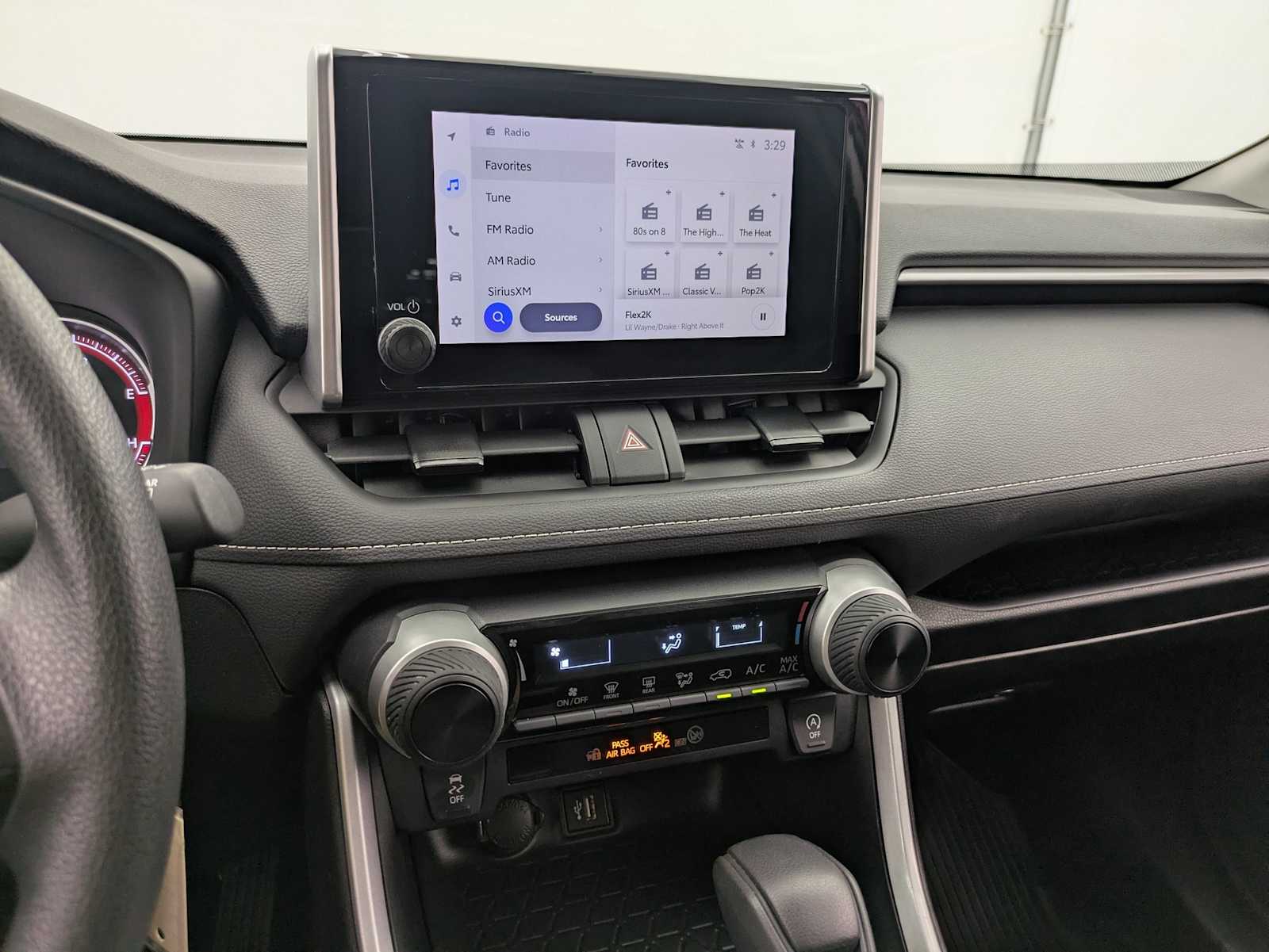 Thumbnail: 2024 Toyota RAV4 - 29