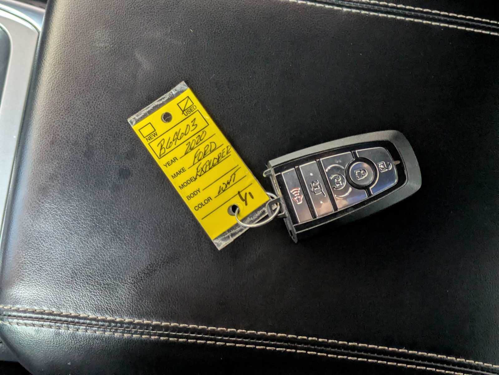 Thumbnail: 2020 Ford Explorer - 34