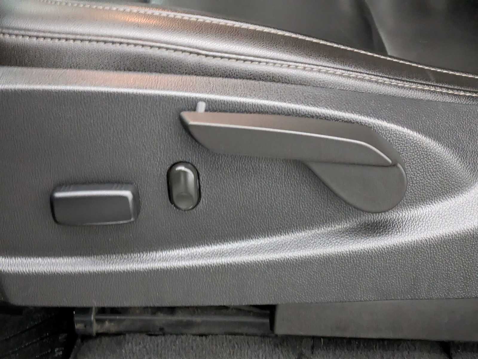 Thumbnail: 2019 Chevrolet Colorado - 20