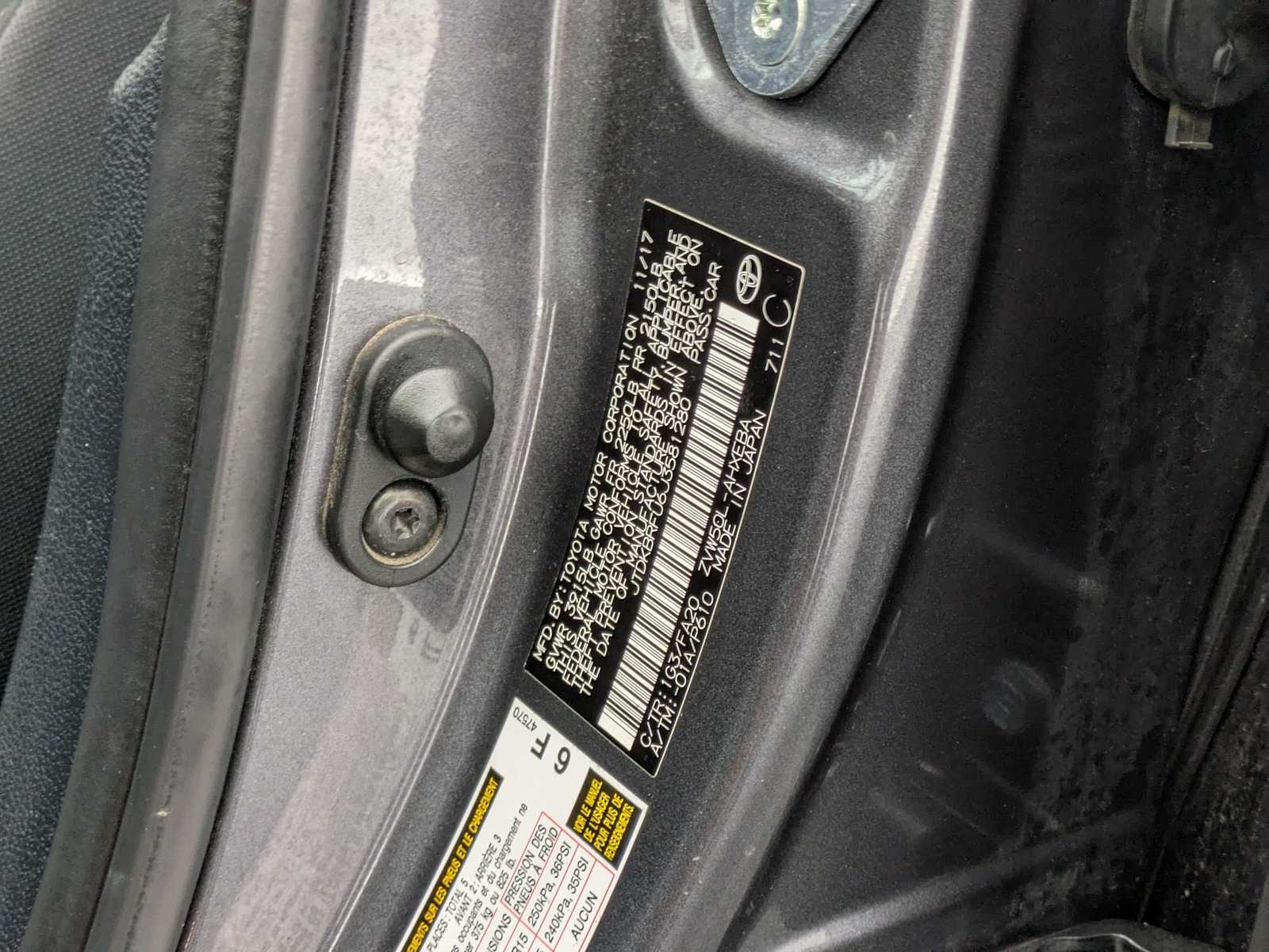 Thumbnail: 2018 Toyota Prius - 35