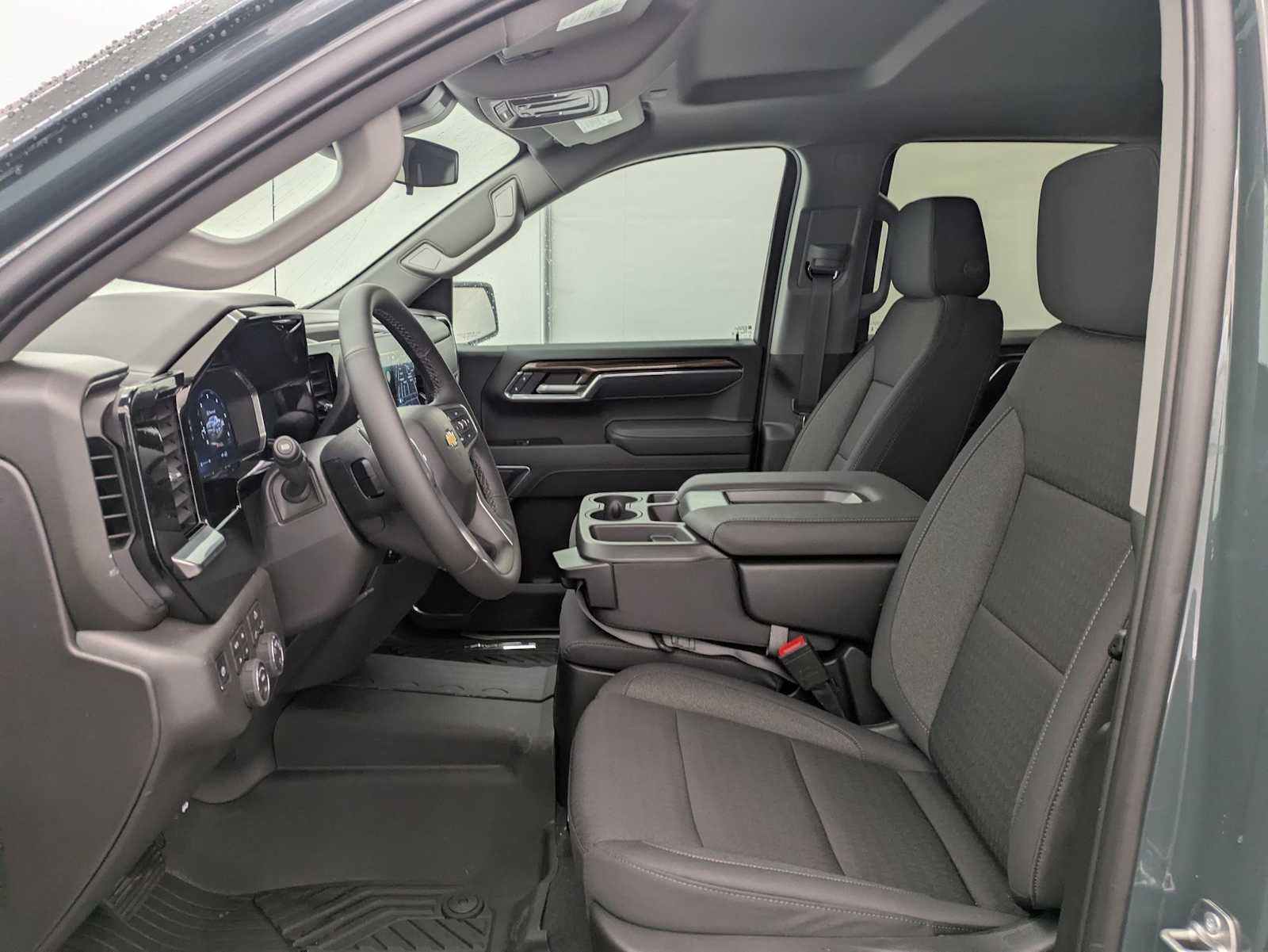 Thumbnail: 2026 Chevrolet Silverado 1500 - 18