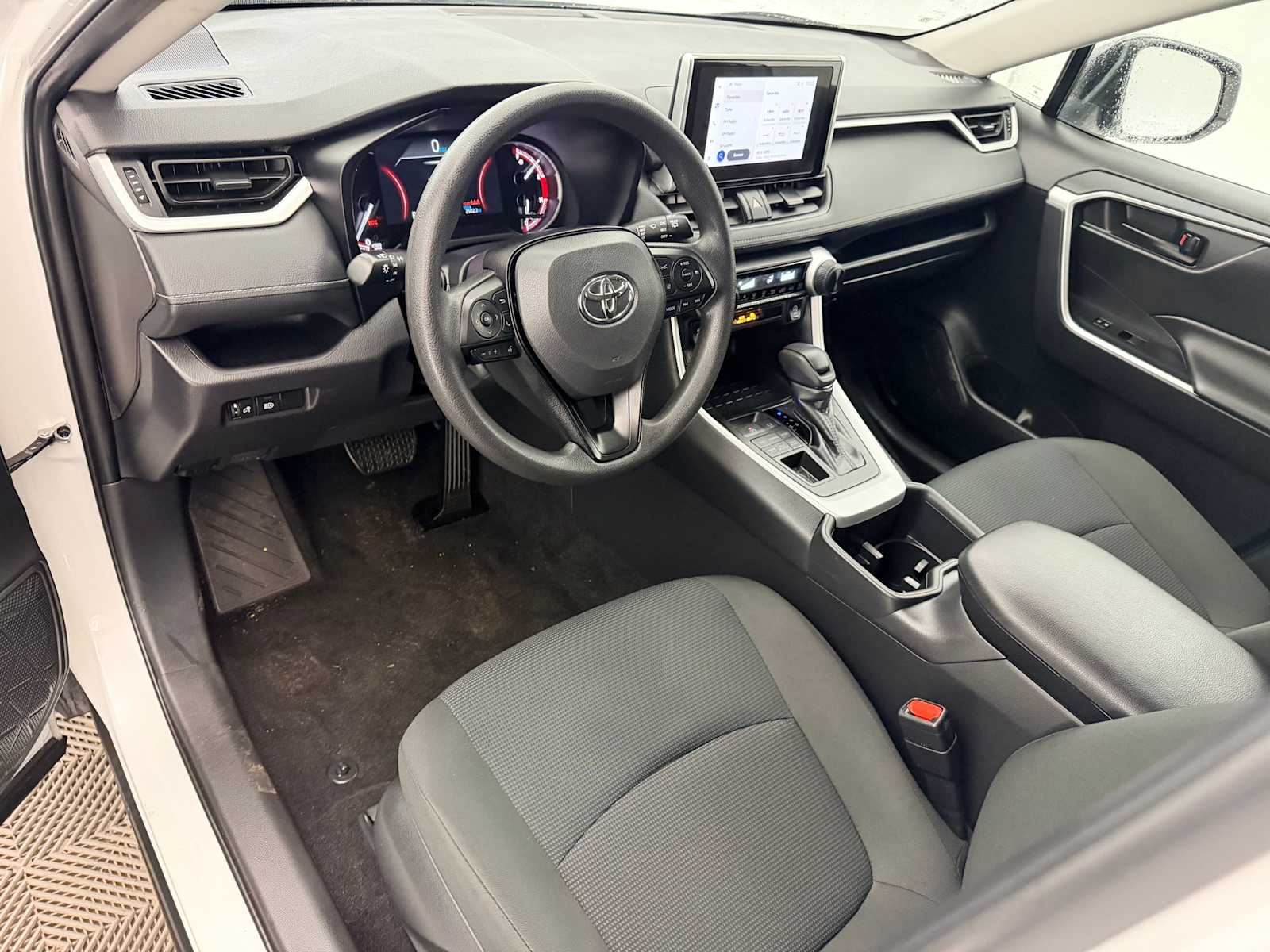 Thumbnail: 2025 Toyota RAV4 - 2