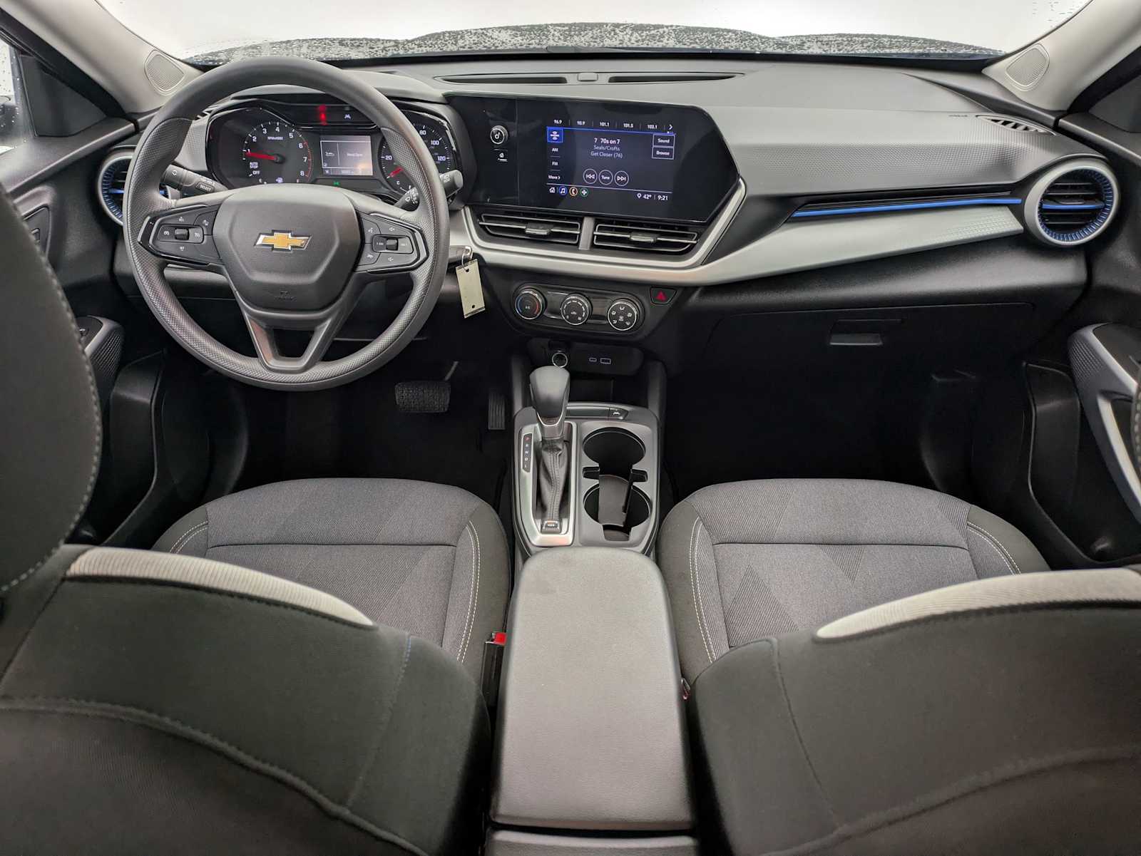 Thumbnail: 2025 Chevrolet Trax - 15