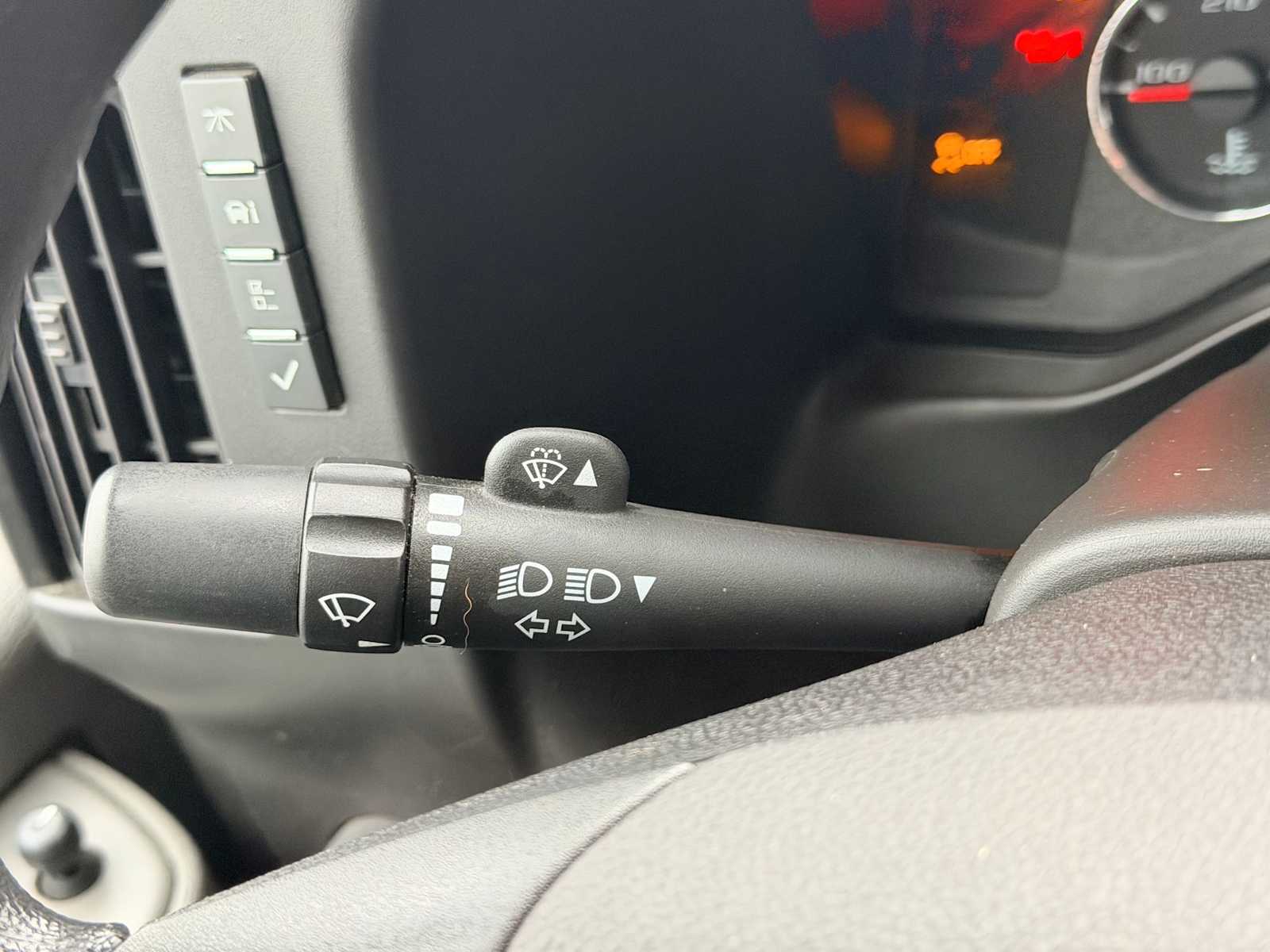 Thumbnail: 2024 GMC Savana - 21