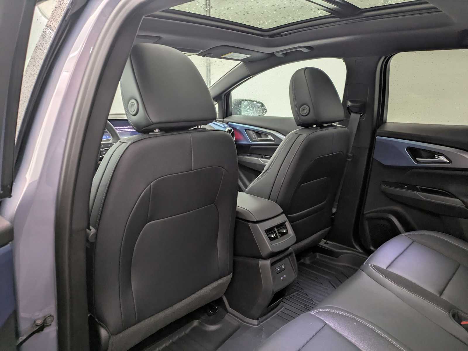 Thumbnail: 2026 Chevrolet Equinox - 18