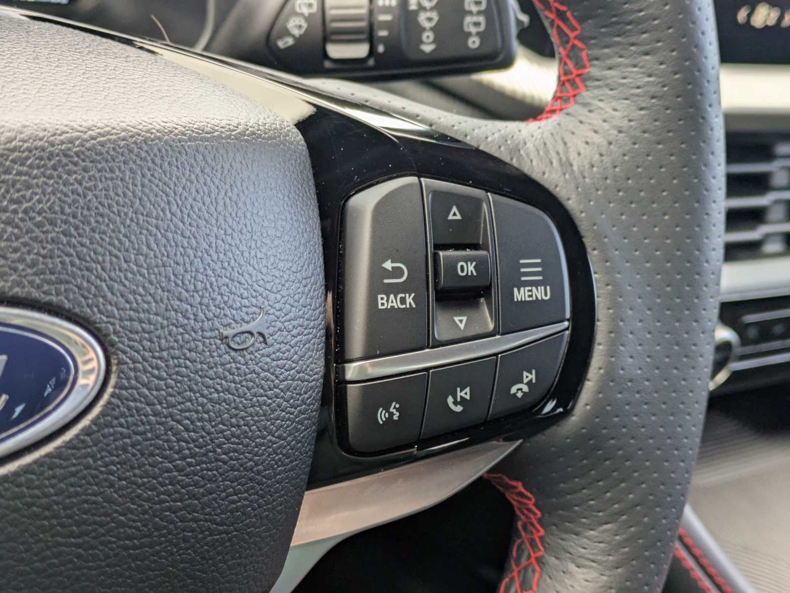 Thumbnail: 2025 Ford Explorer - 23