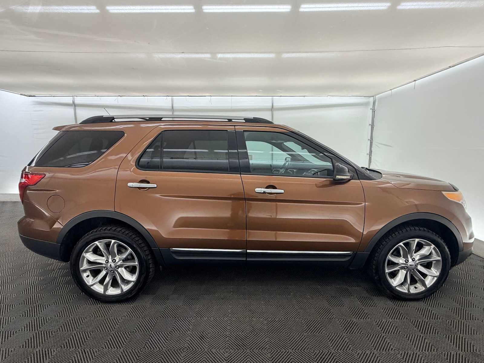 Thumbnail: 2012 Ford Explorer - 7