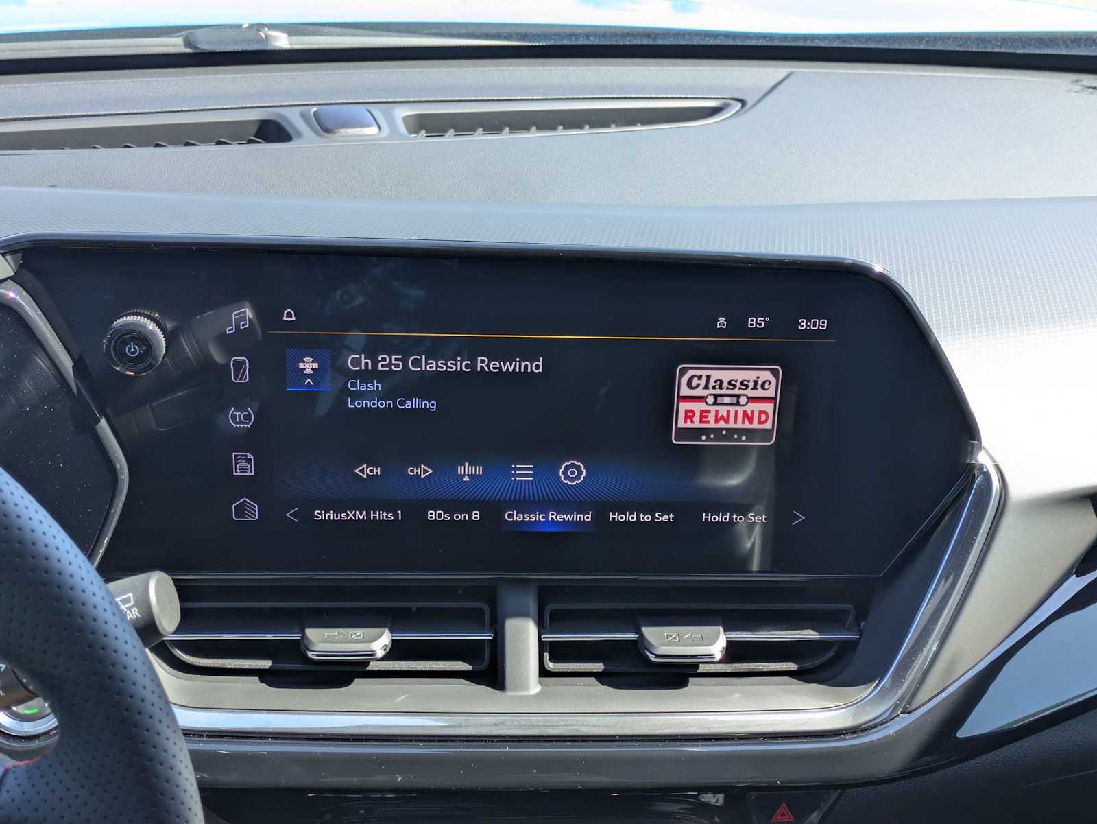 Thumbnail: 2026 Chevrolet Trax - 28