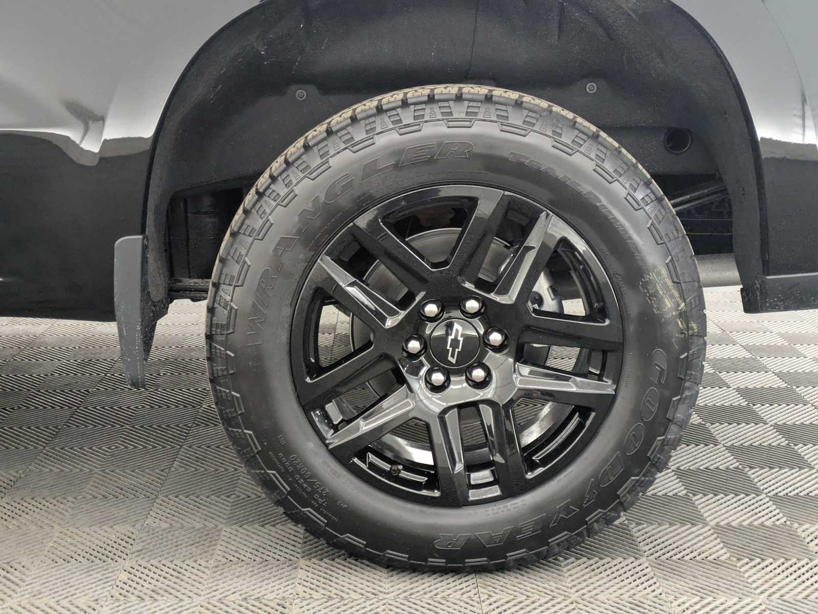 Thumbnail: 2026 Chevrolet Silverado 1500 - 15