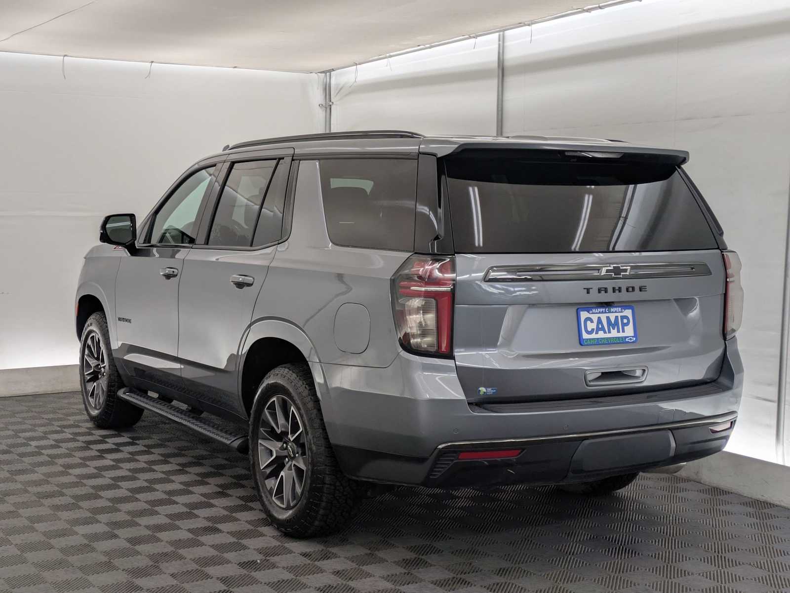 Thumbnail: 2022 Chevrolet Tahoe - 4