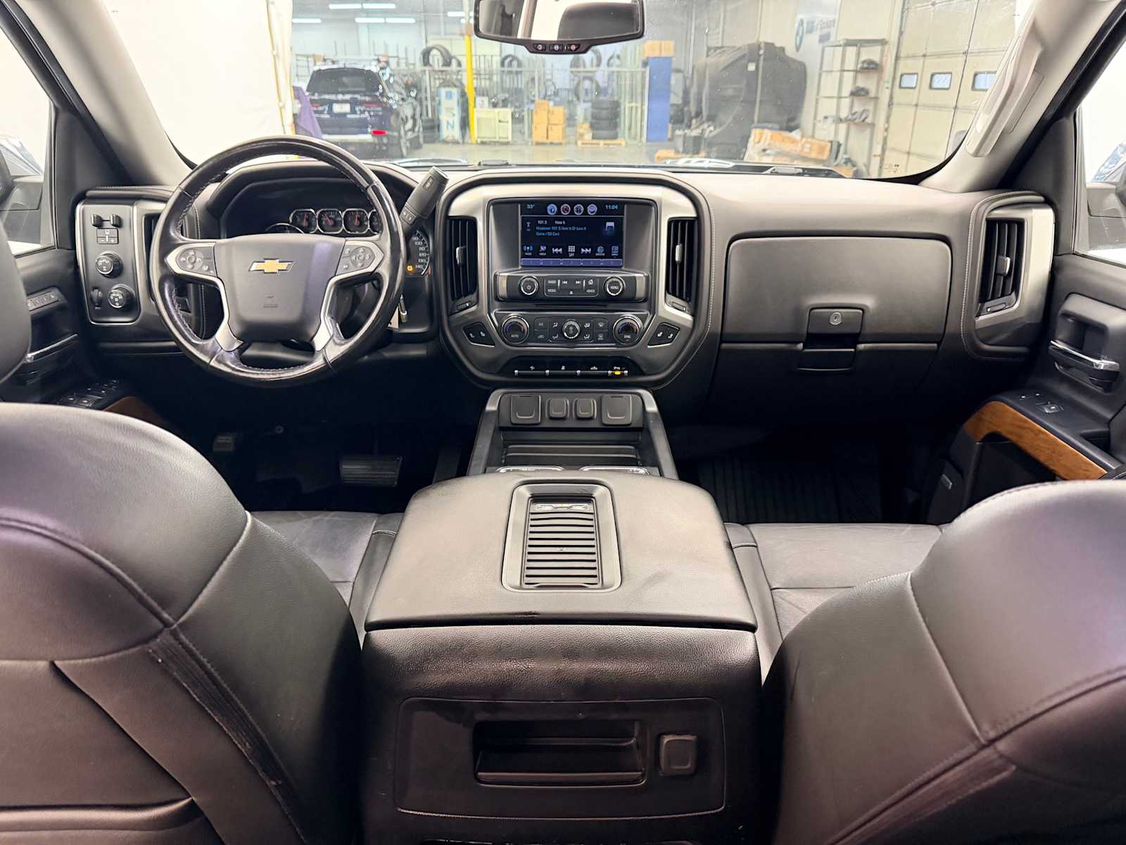 Thumbnail: 2018 Chevrolet Silverado 1500 - 17