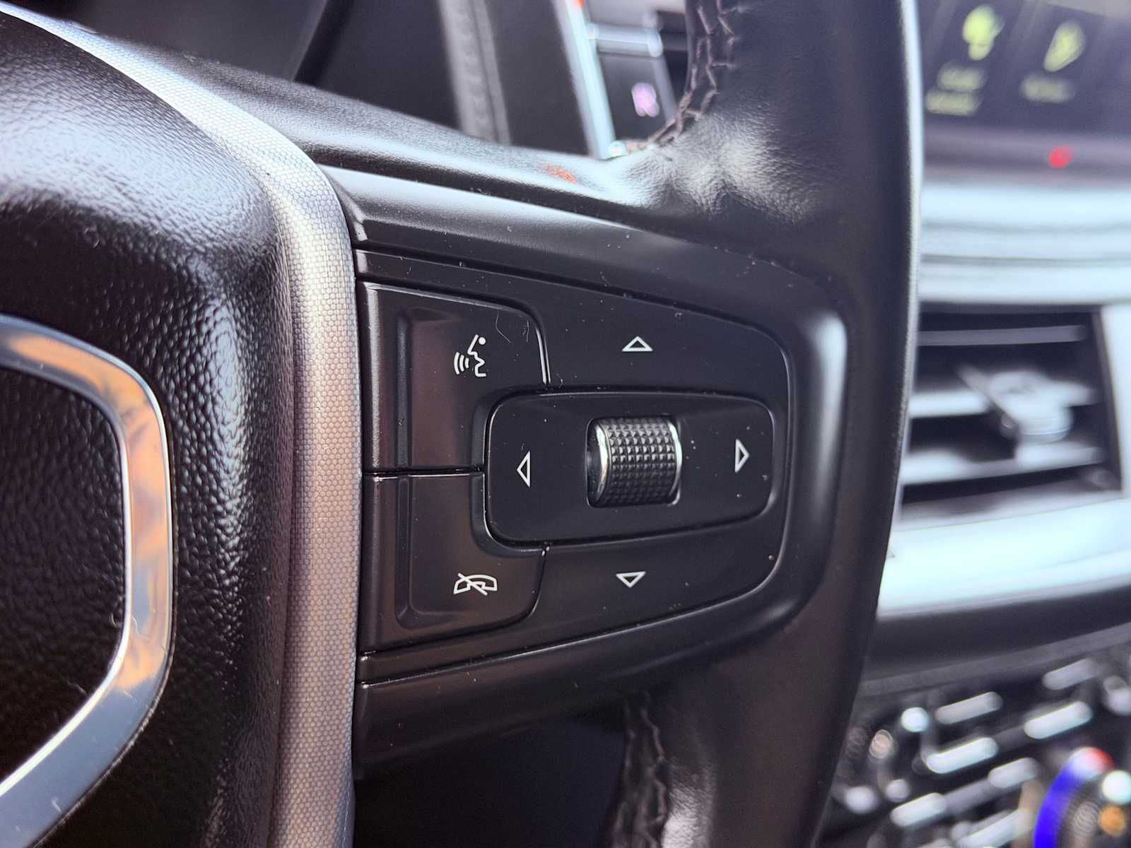 Thumbnail: 2024 GMC Yukon XL - 25