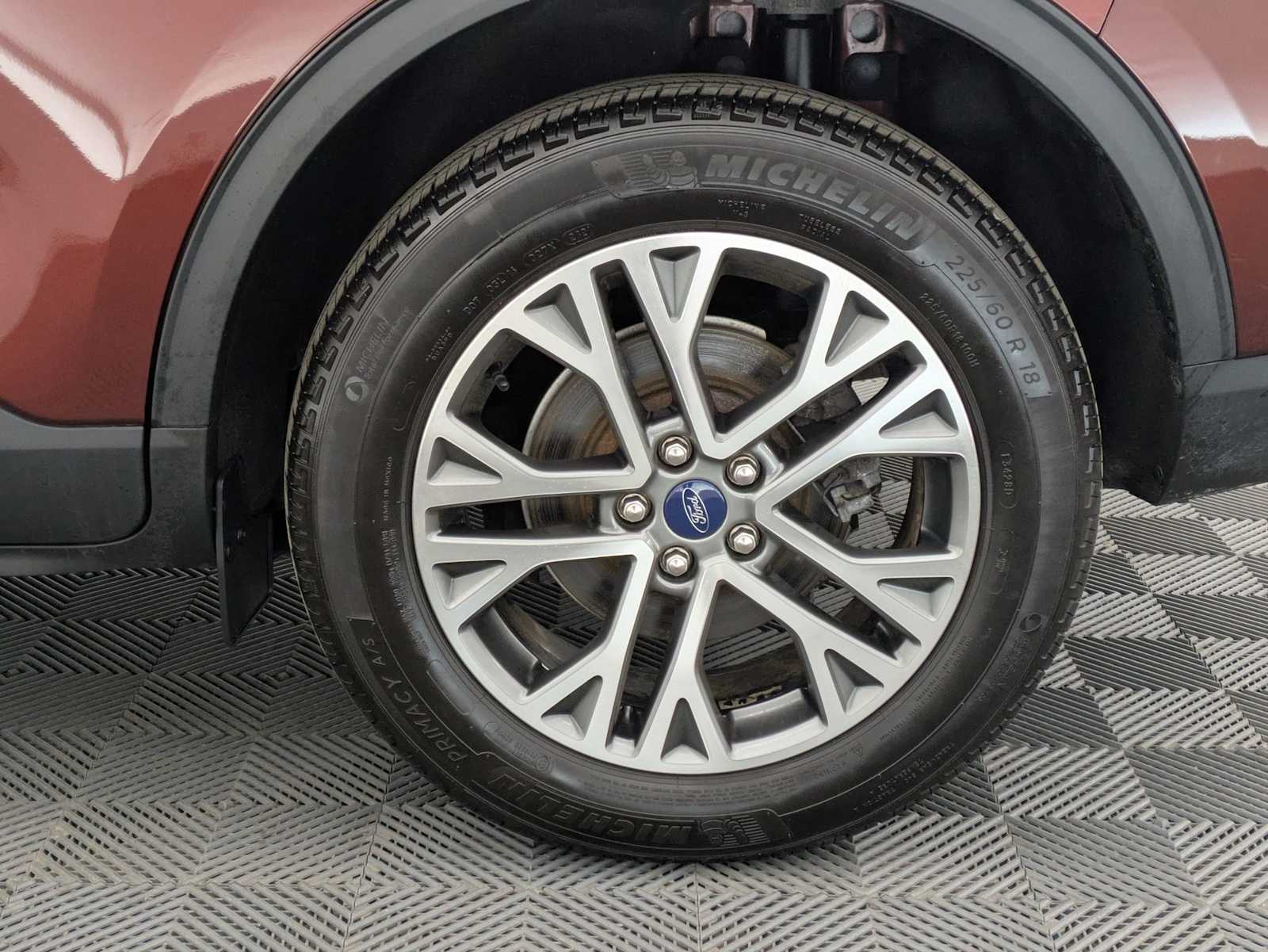 Thumbnail: 2021 Ford Escape - 14