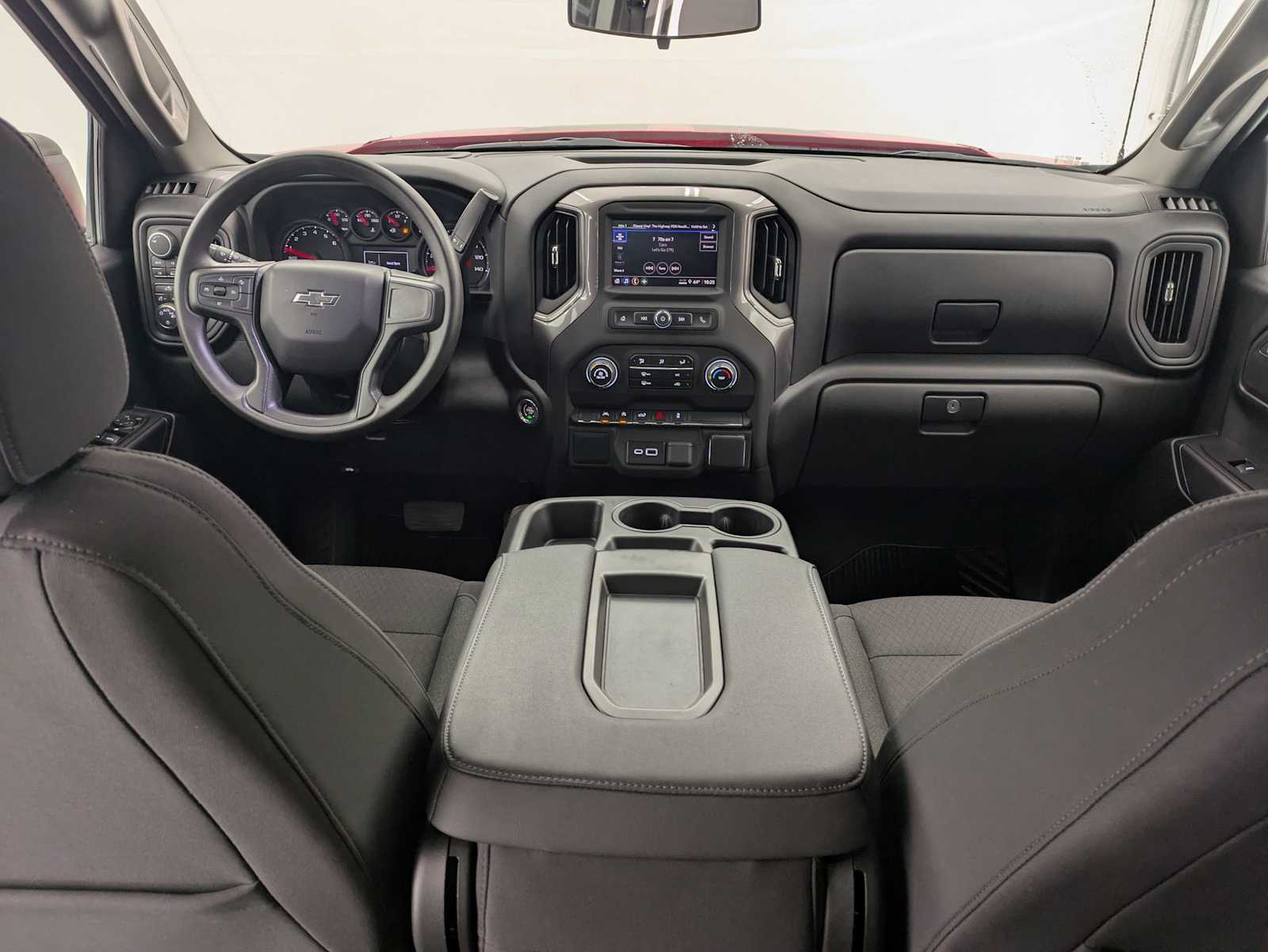 Thumbnail: 2025 Chevrolet Silverado 1500 - 17