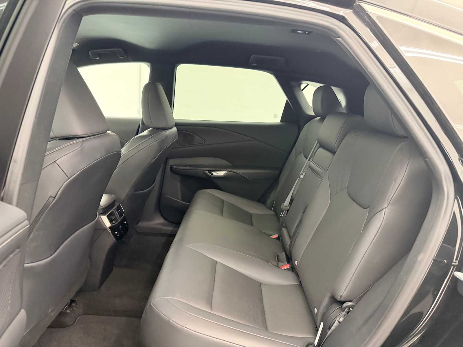 Thumbnail: 2024 Lexus RX - 19