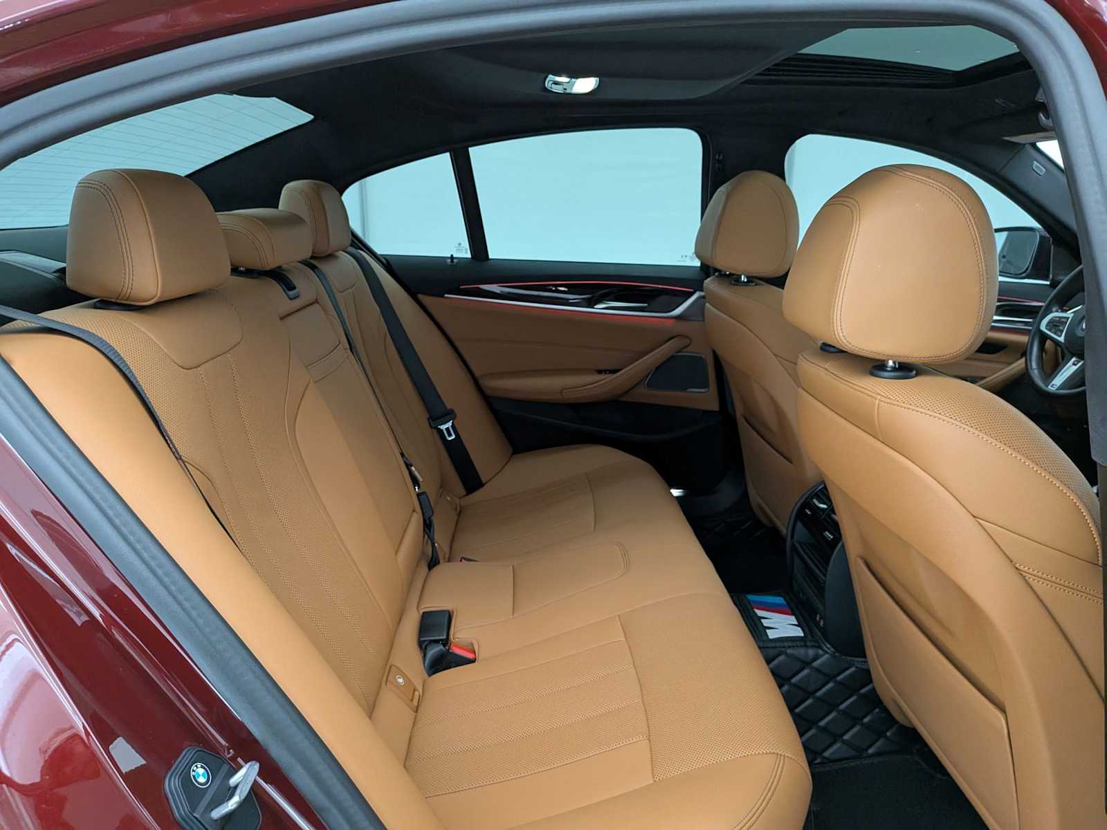 Thumbnail: 2023 BMW 5 Series - 21