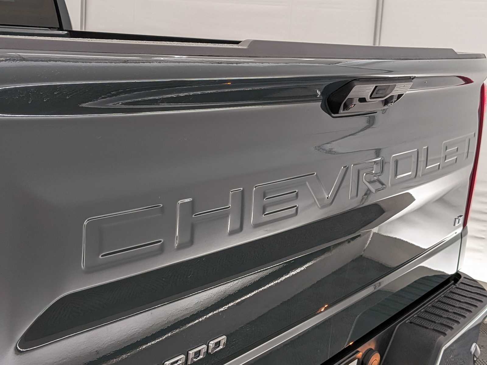 Thumbnail: 2026 Chevrolet Silverado 1500 - 14