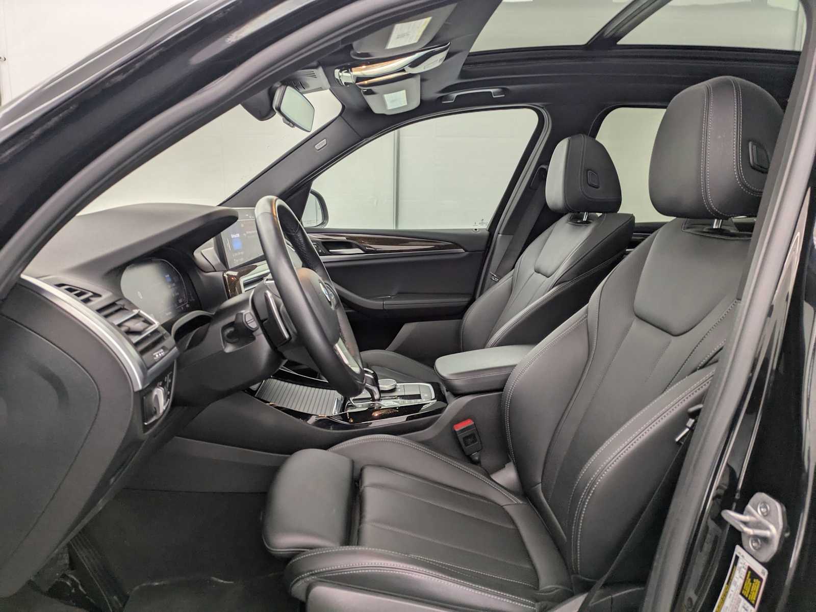 Thumbnail: 2024 BMW X3 - 17
