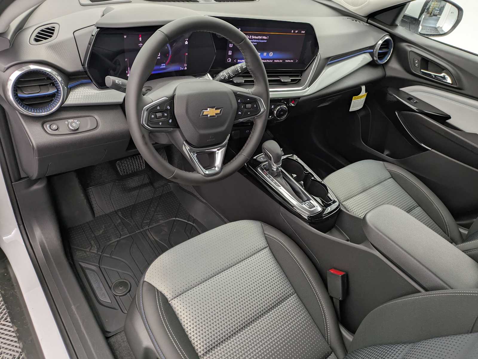 Thumbnail: 2026 Chevrolet Trax - 2