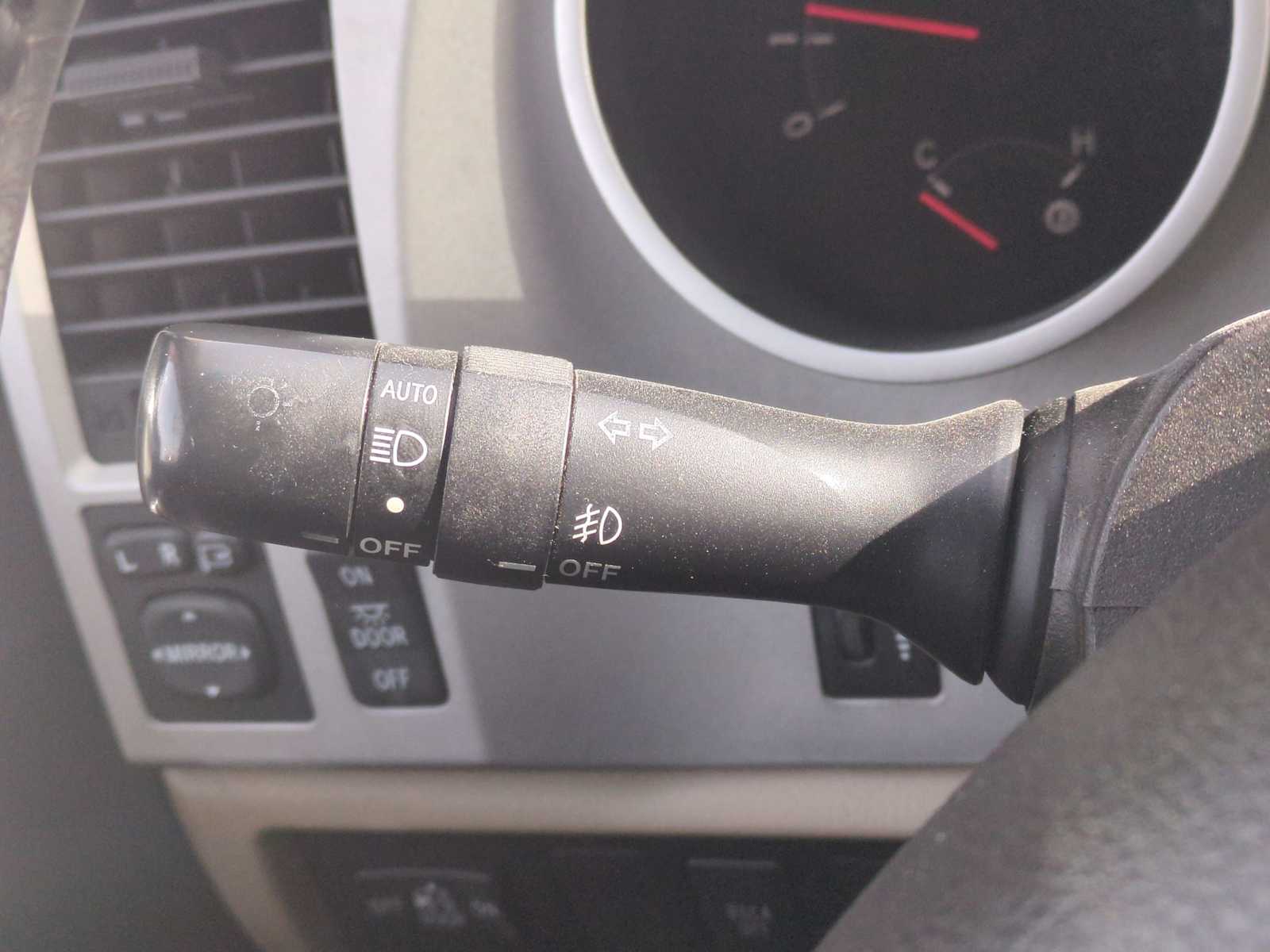 Thumbnail: 2008 Toyota Tundra - 24