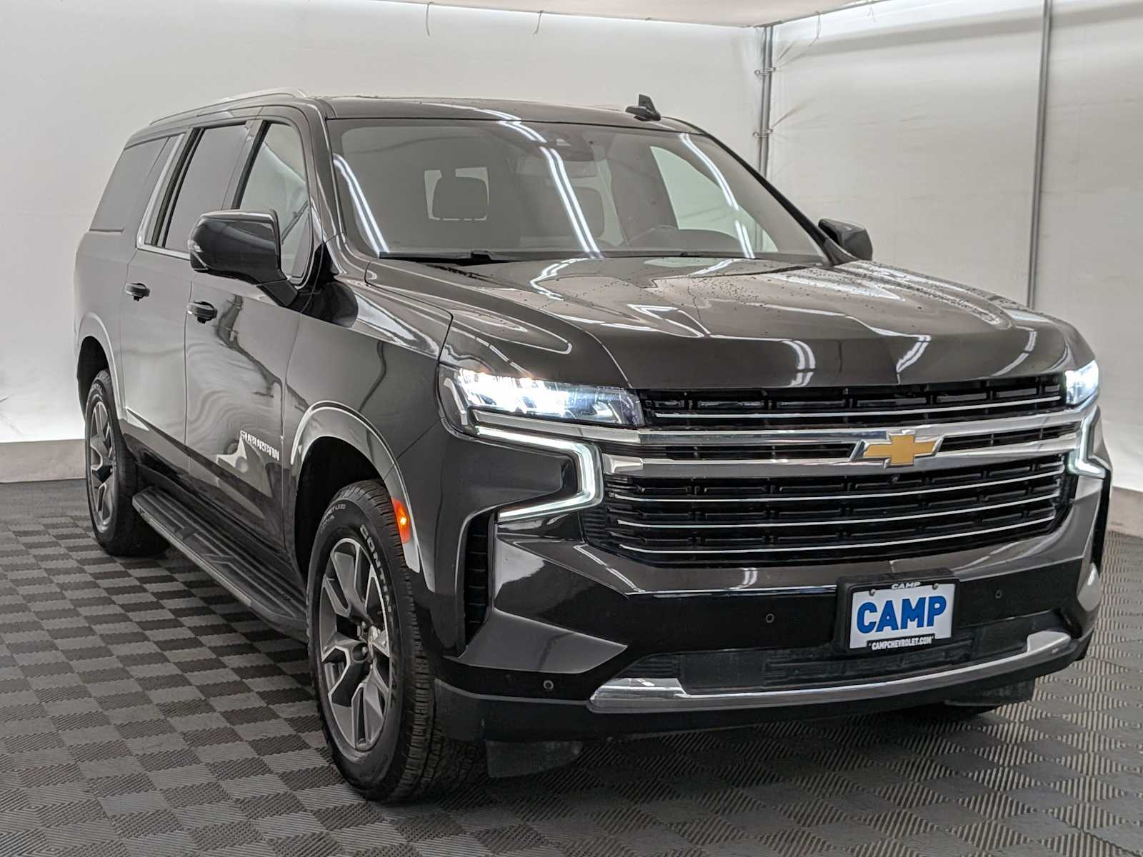 Thumbnail: 2023 Chevrolet Suburban - 8