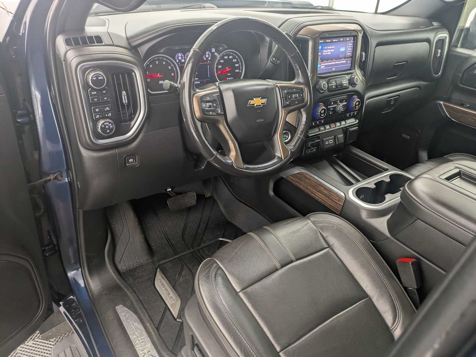 Thumbnail: 2022 Chevrolet Silverado 3500 - 2