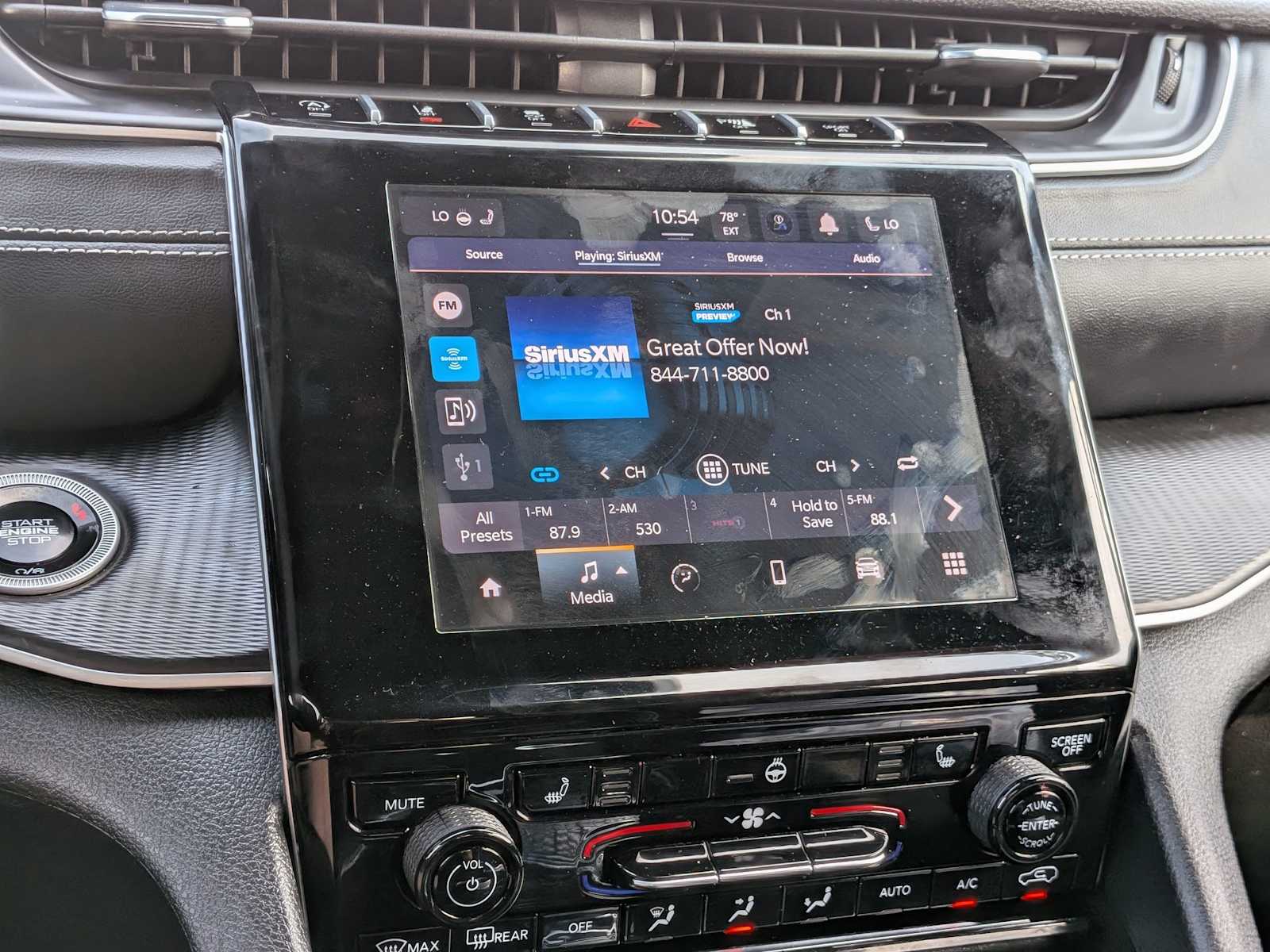 Thumbnail: 2024 Jeep Grand Cherokee - 30